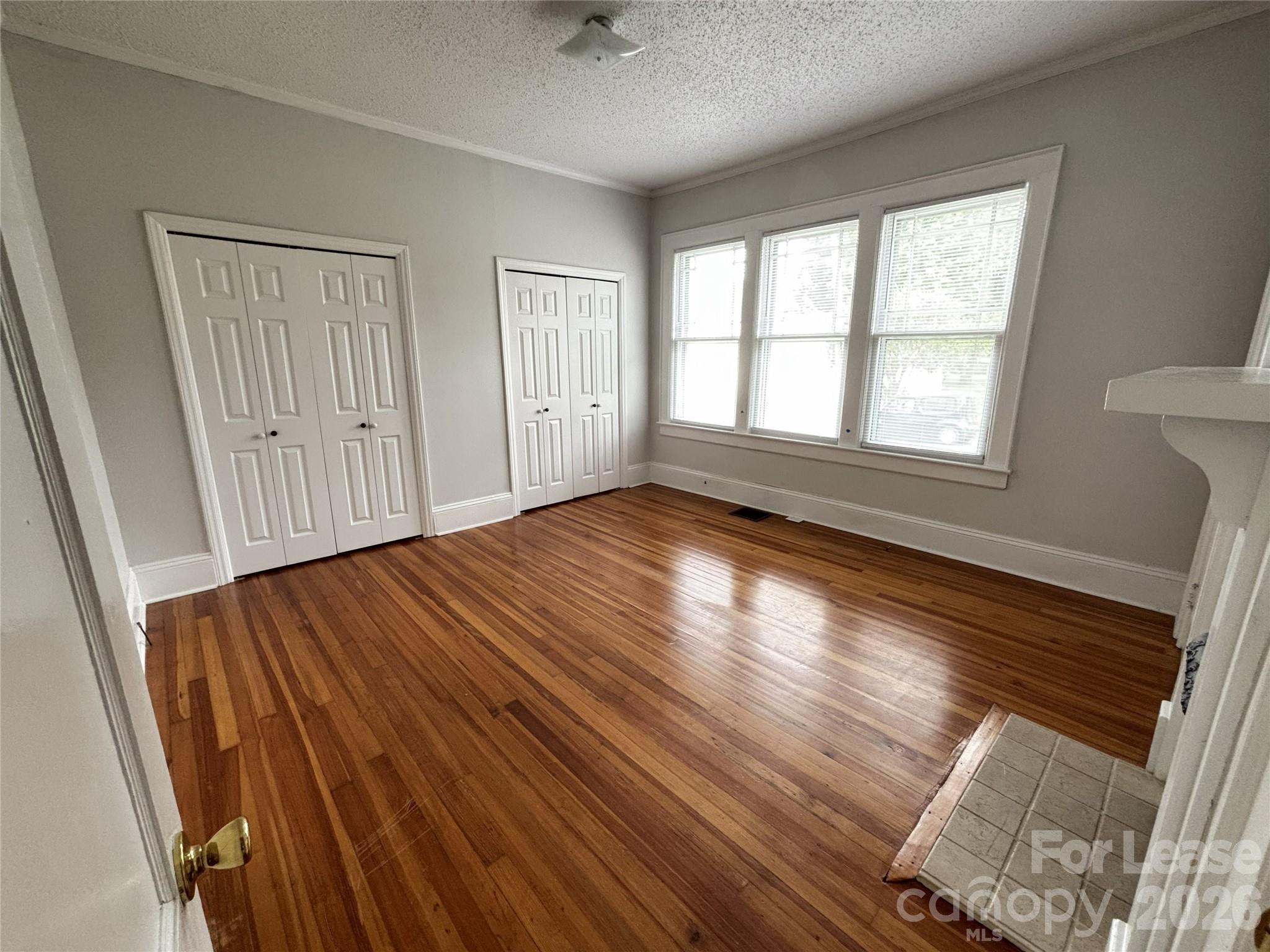 629 N Cedar Street Property Photo 9