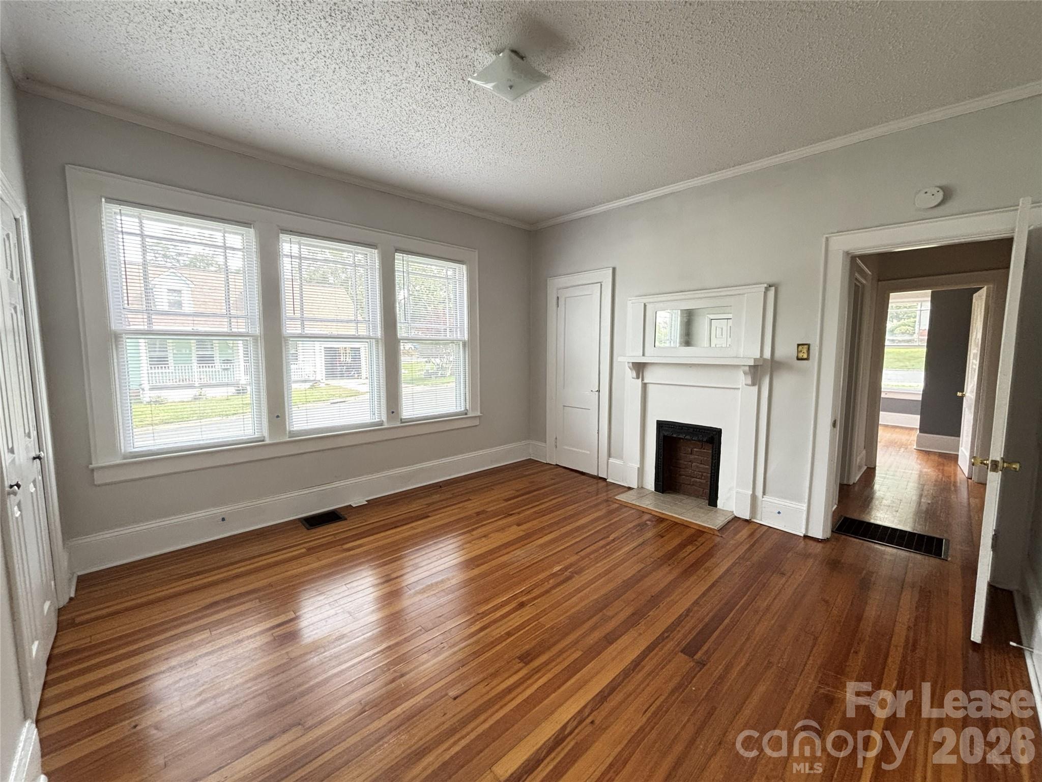 629 N Cedar Street Property Photo 10