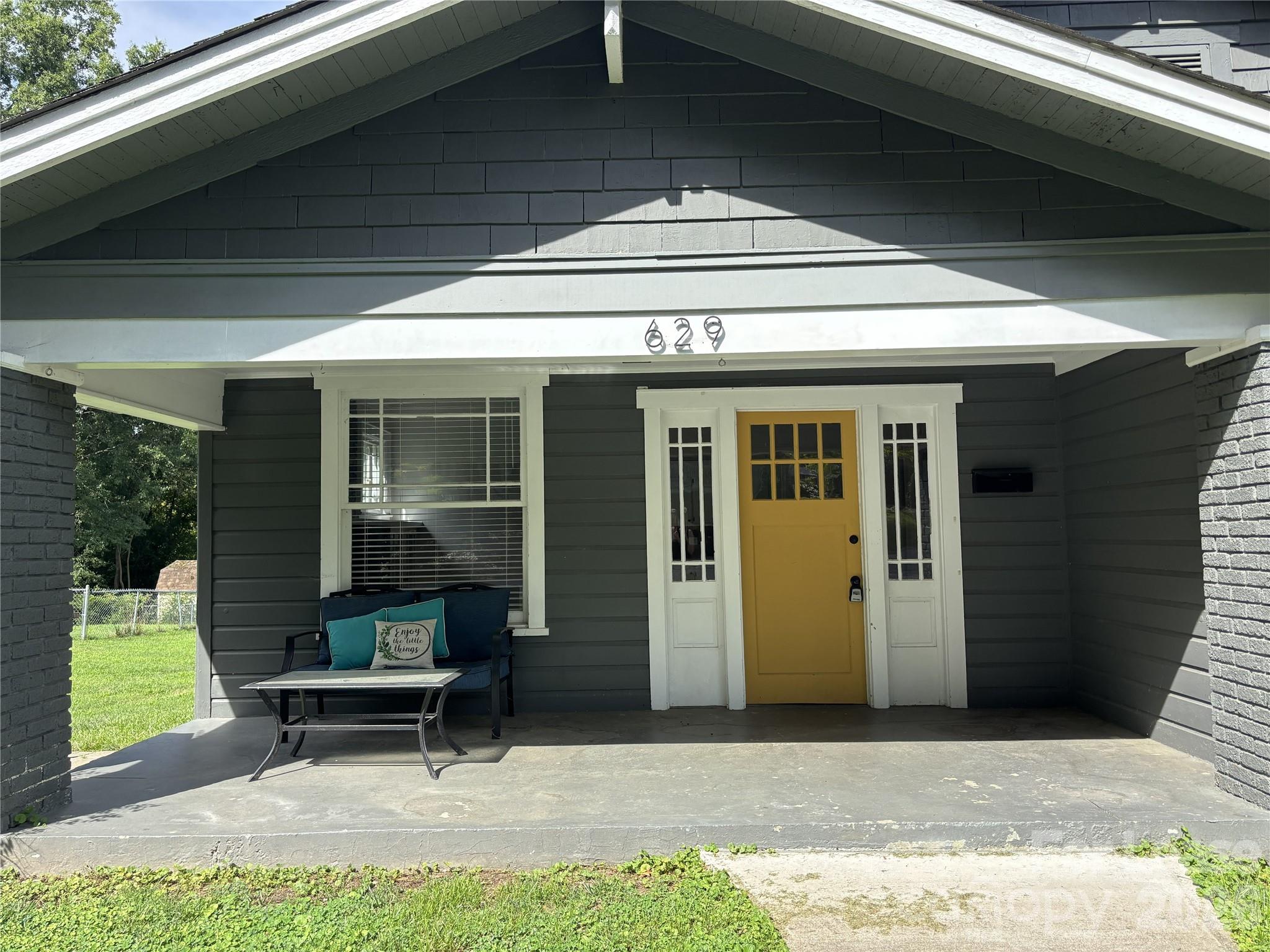 629 N Cedar Street Property Photo 14