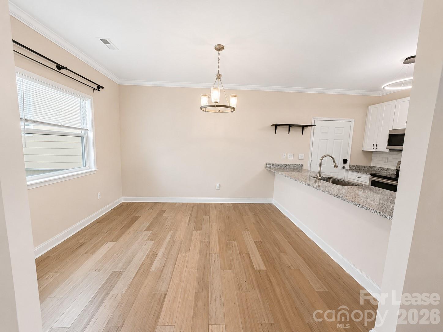 309 James Street Property Photo 4