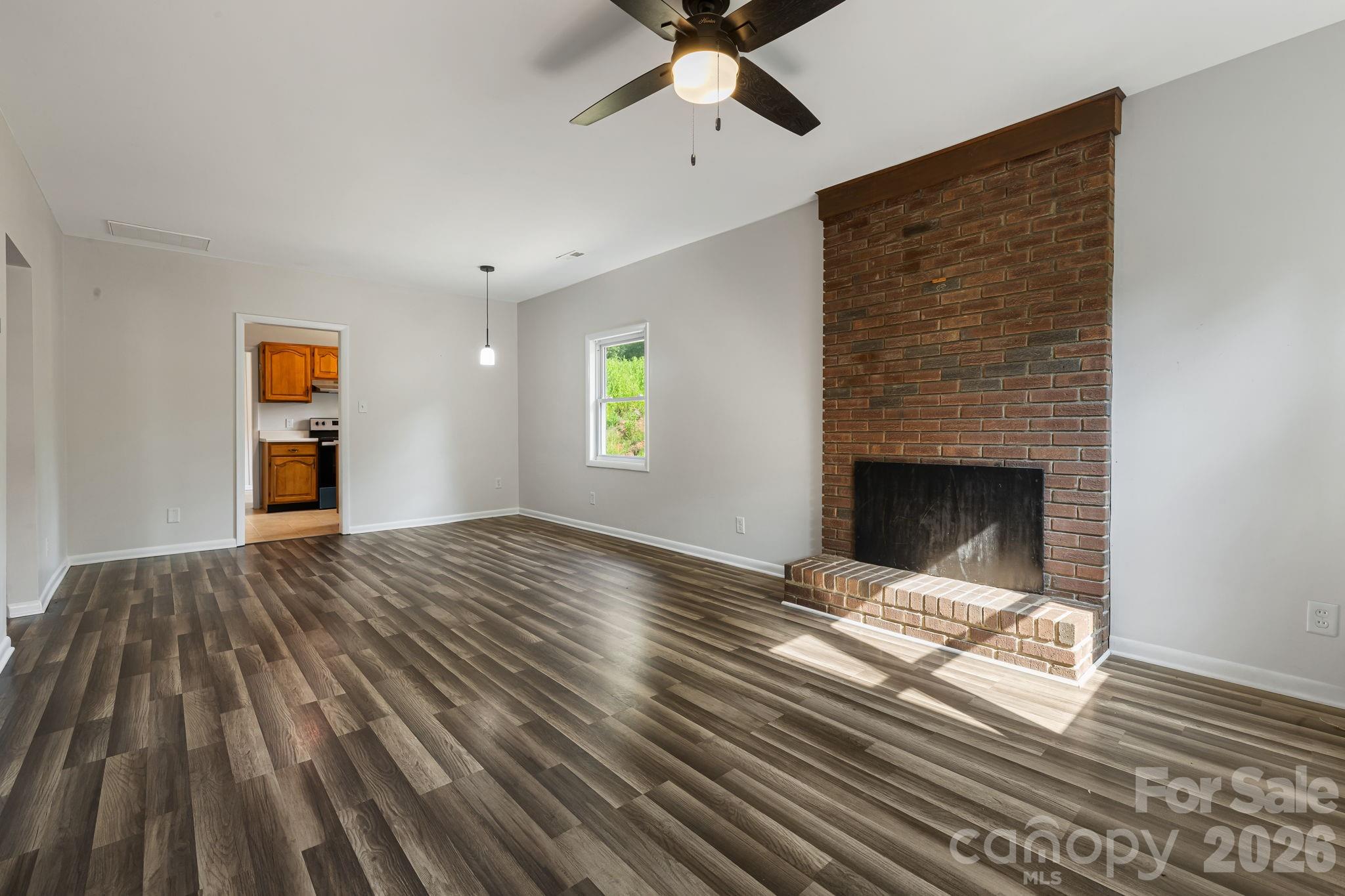 48 Carrier Street Property Photo 6