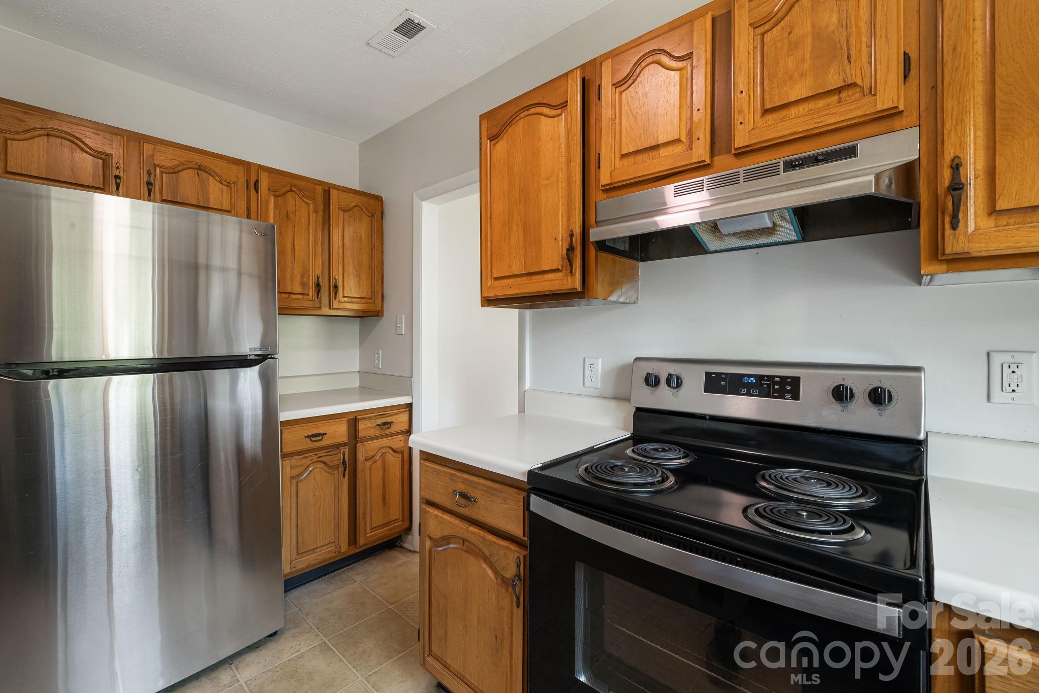 48 Carrier Street Property Photo 11