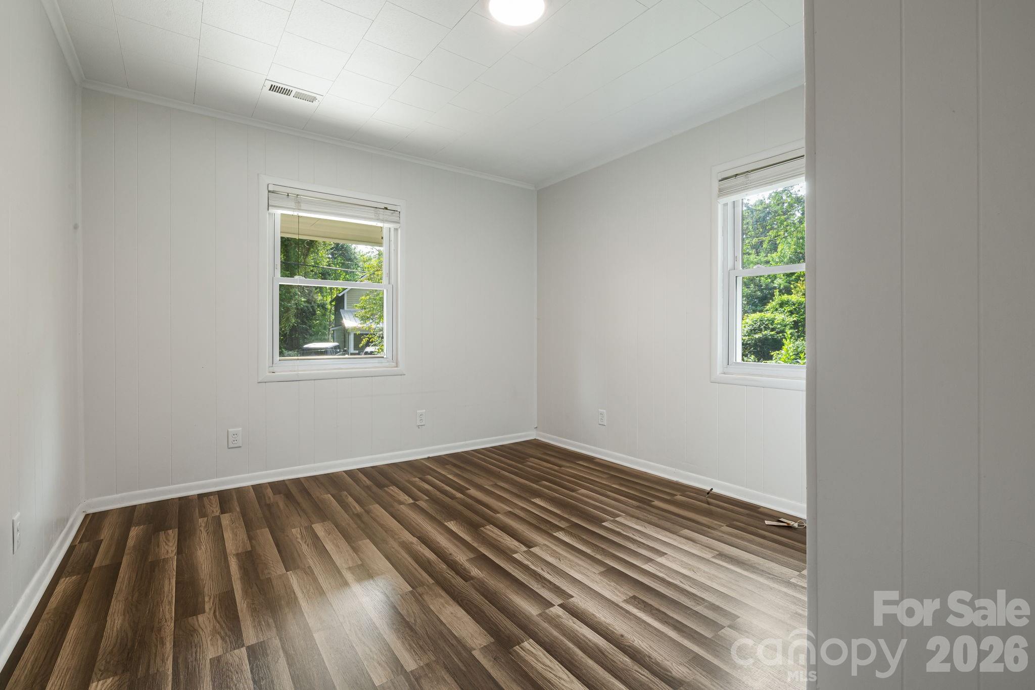 48 Carrier Street Property Photo 12
