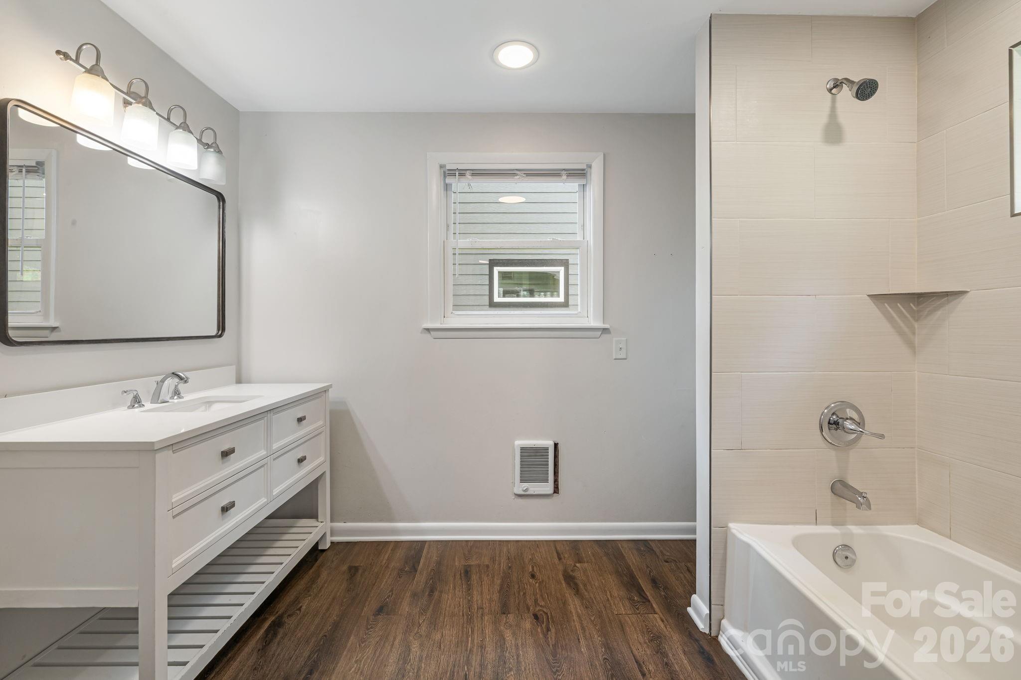 48 Carrier Street Property Photo 21