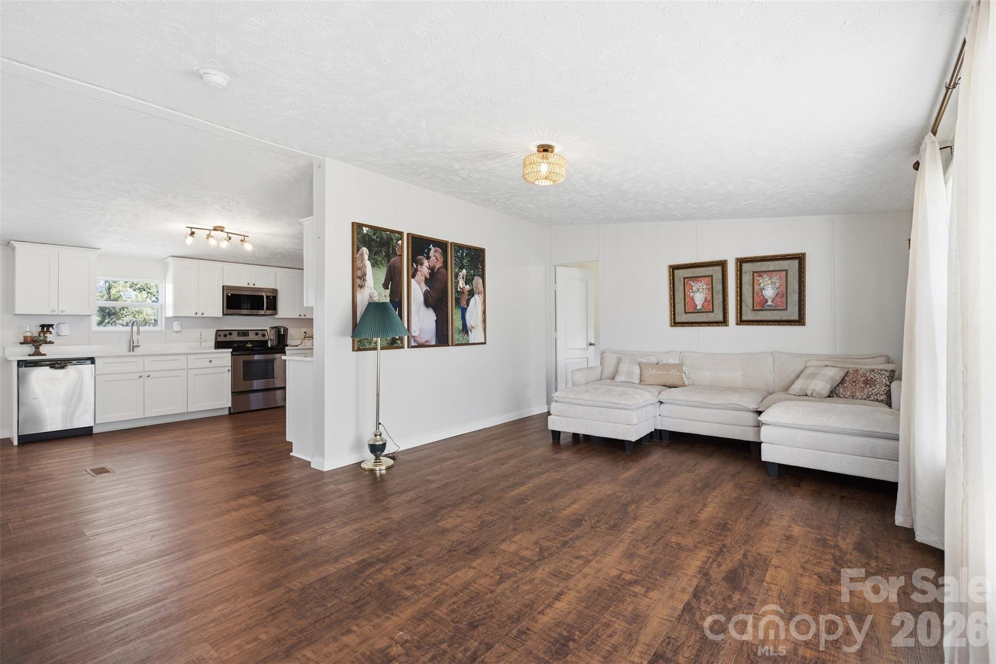 2400 Rock Road Property Photo 8