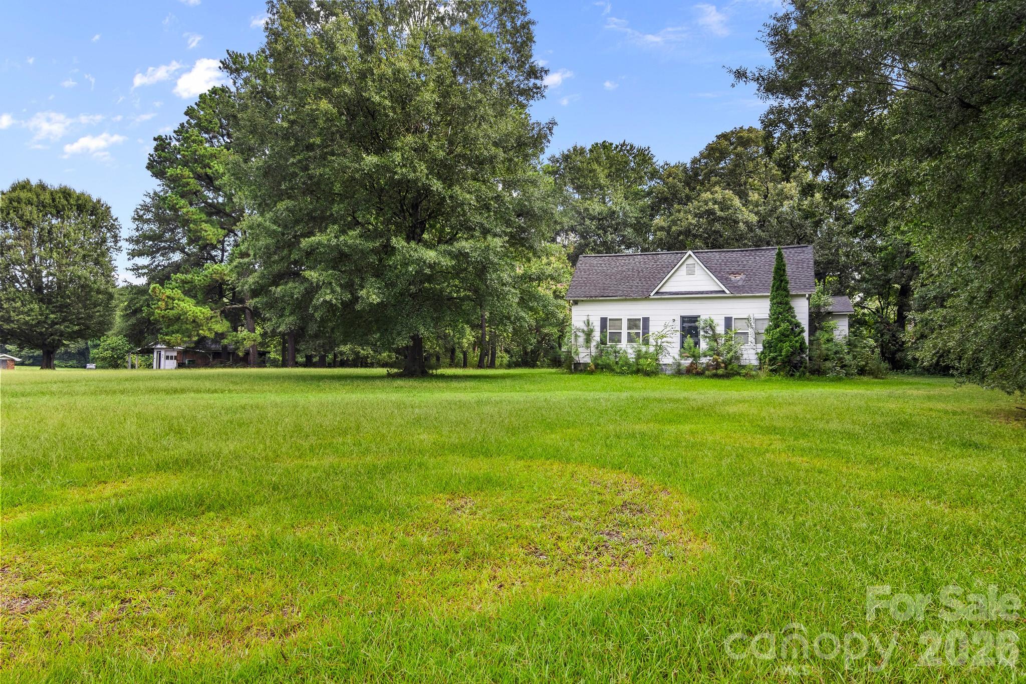 7809, 7837 Lawyers Road Property Photo 23
