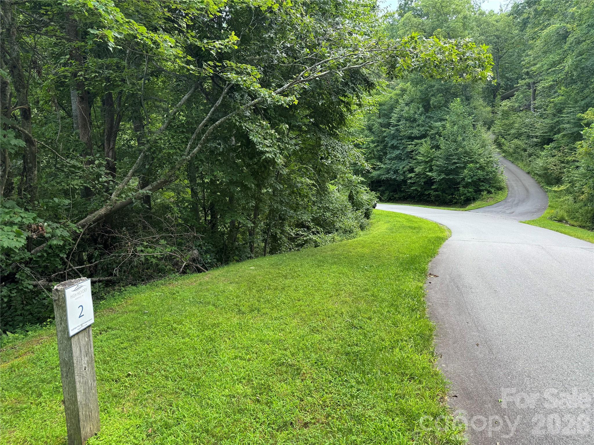 97 High Hickory Trail 2 Property Photo 4
