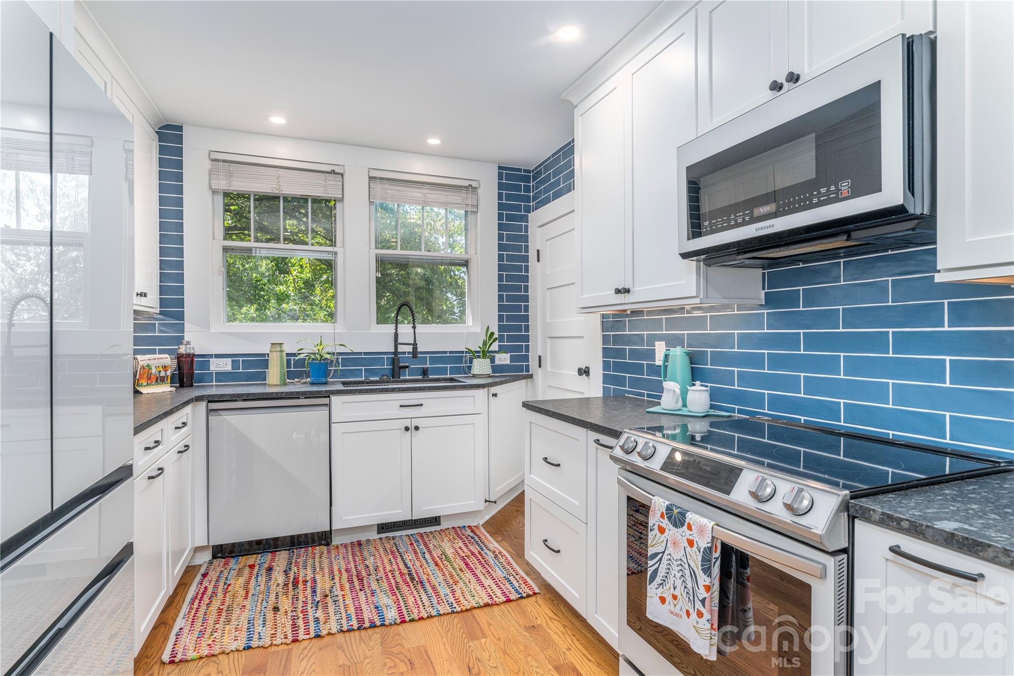 6 Birch Street Property Photo 12