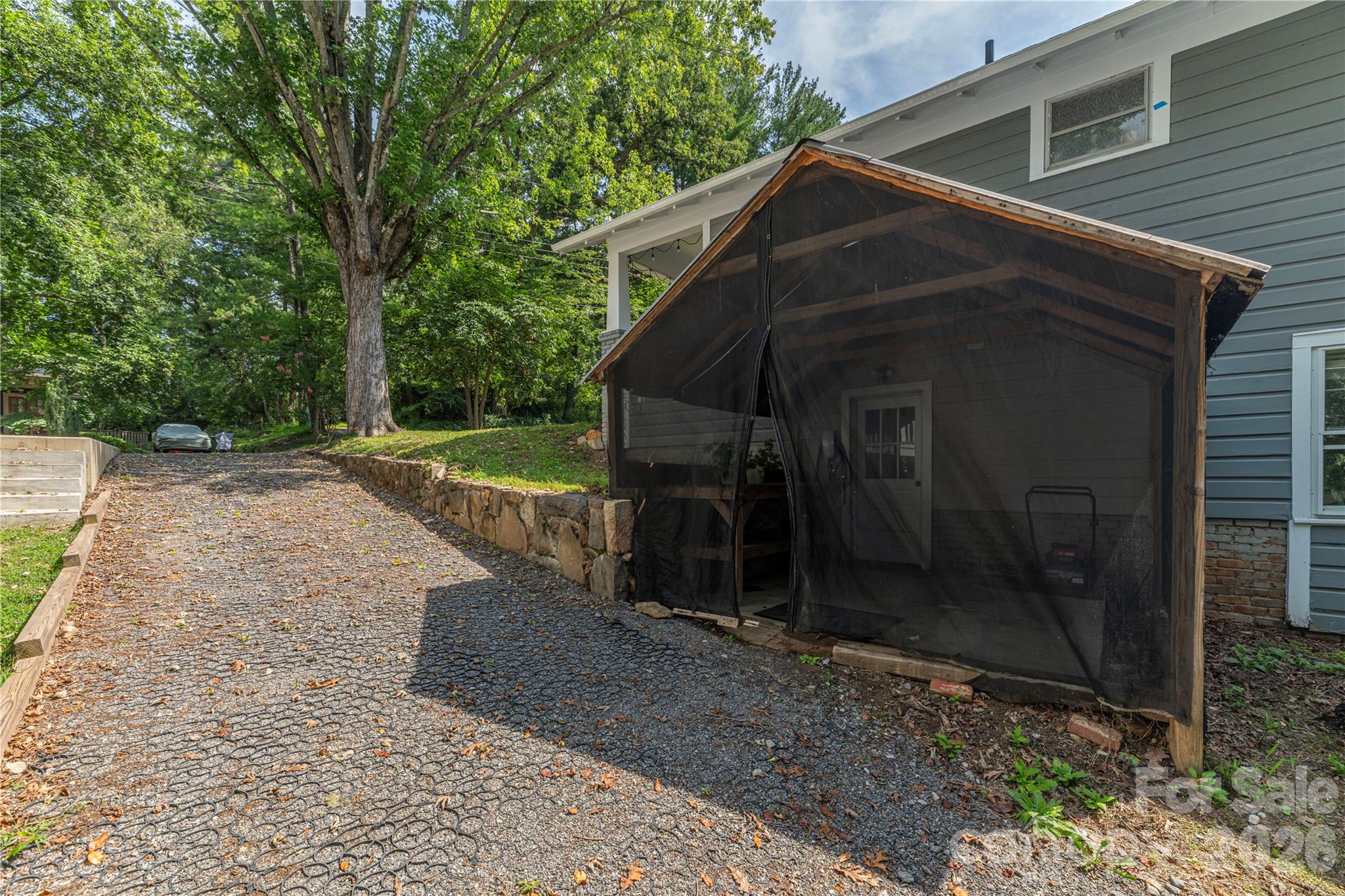 6 Birch Street Property Photo 31
