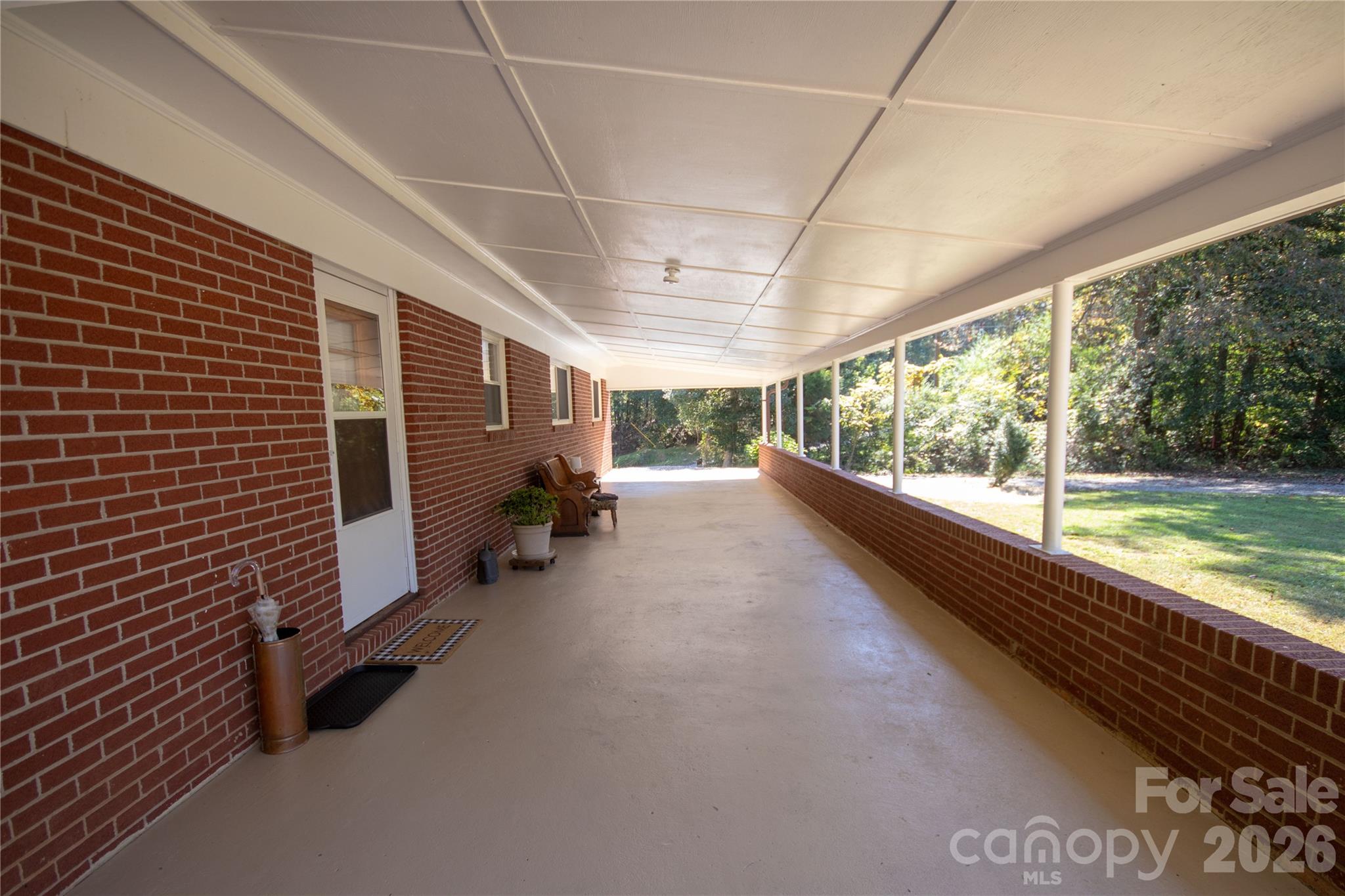 4370 Dynasty Lane Property Photo 3