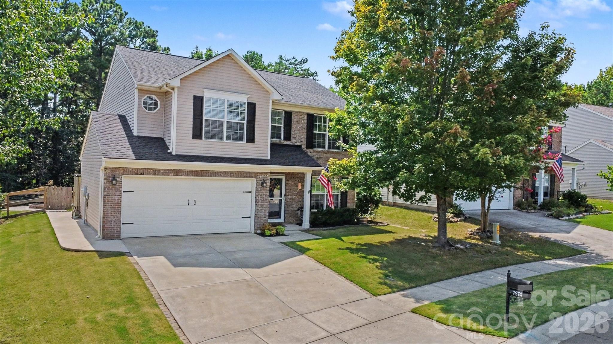 7674 Black Hawk Lane Property Photo 3