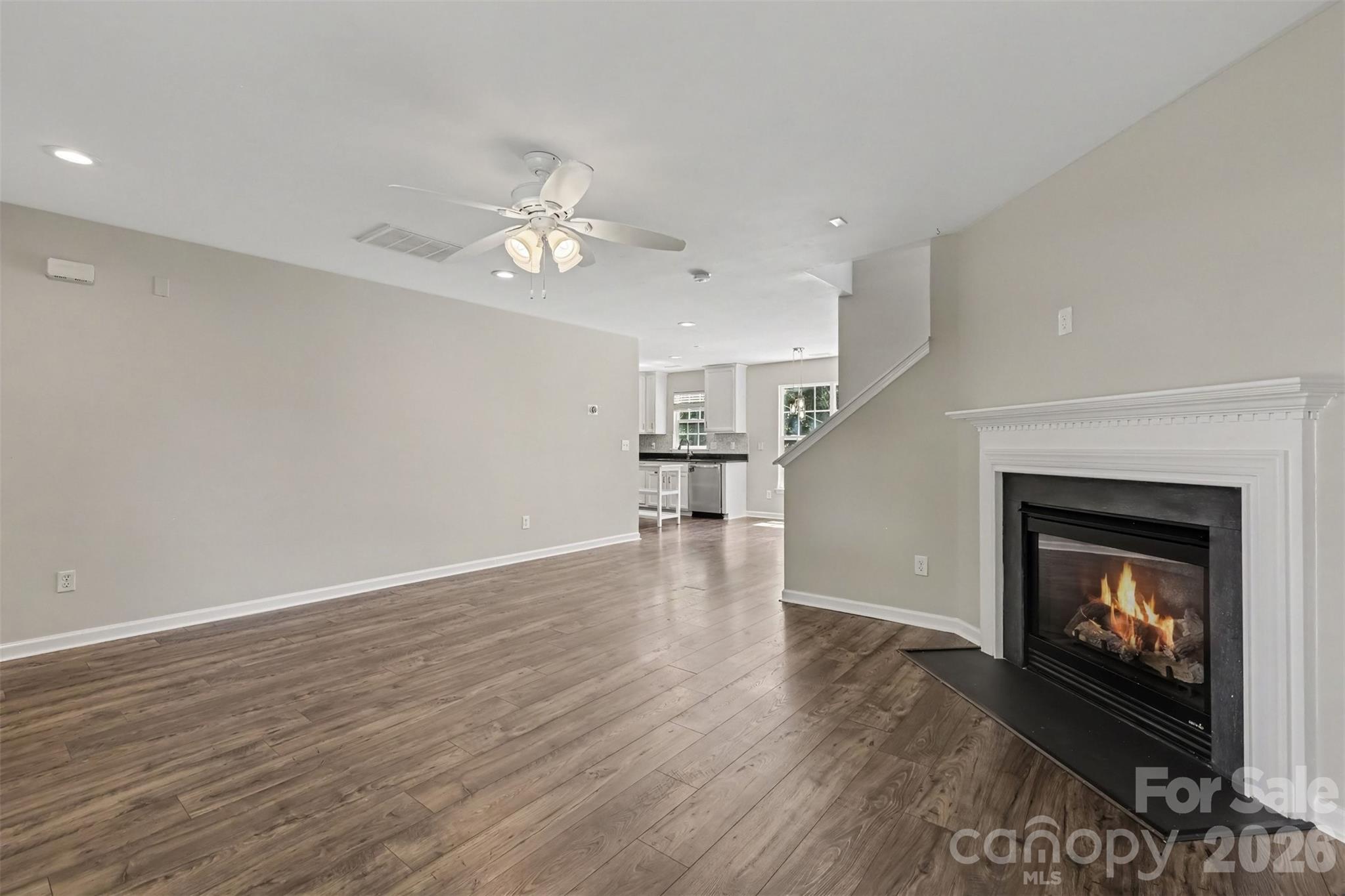 7674 Black Hawk Lane Property Photo 6