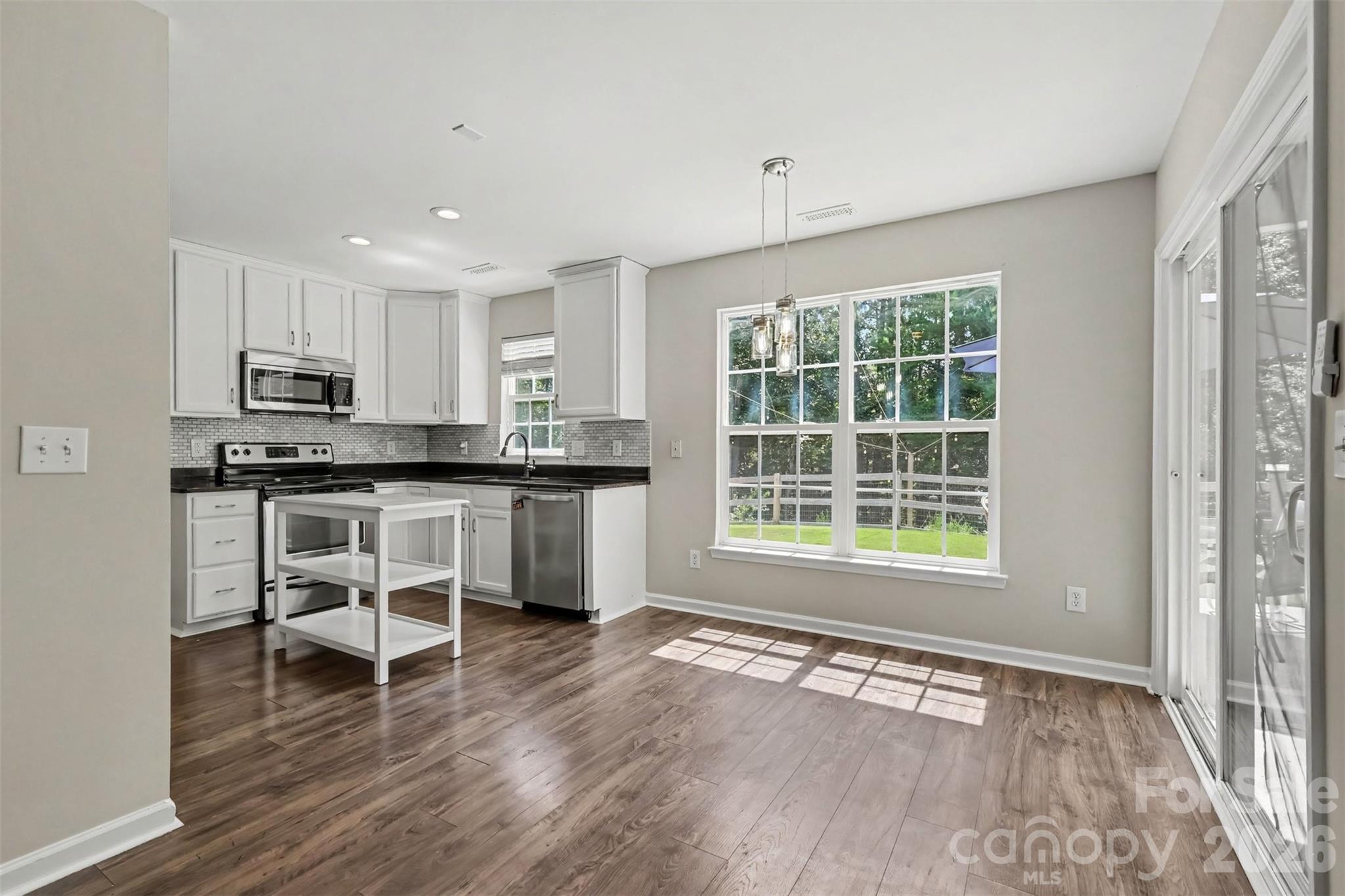 7674 Black Hawk Lane Property Photo 10