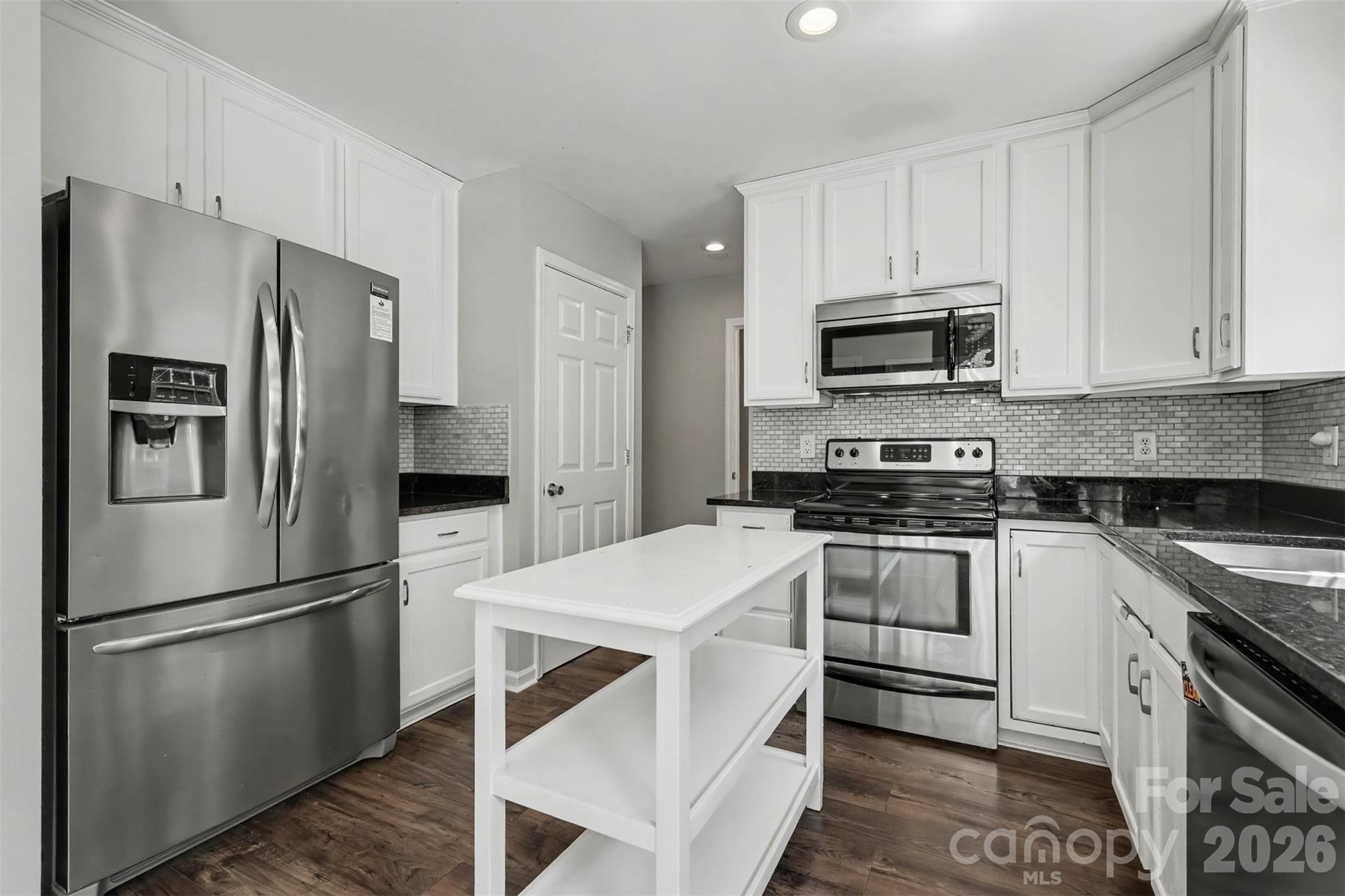 7674 Black Hawk Lane Property Photo 11