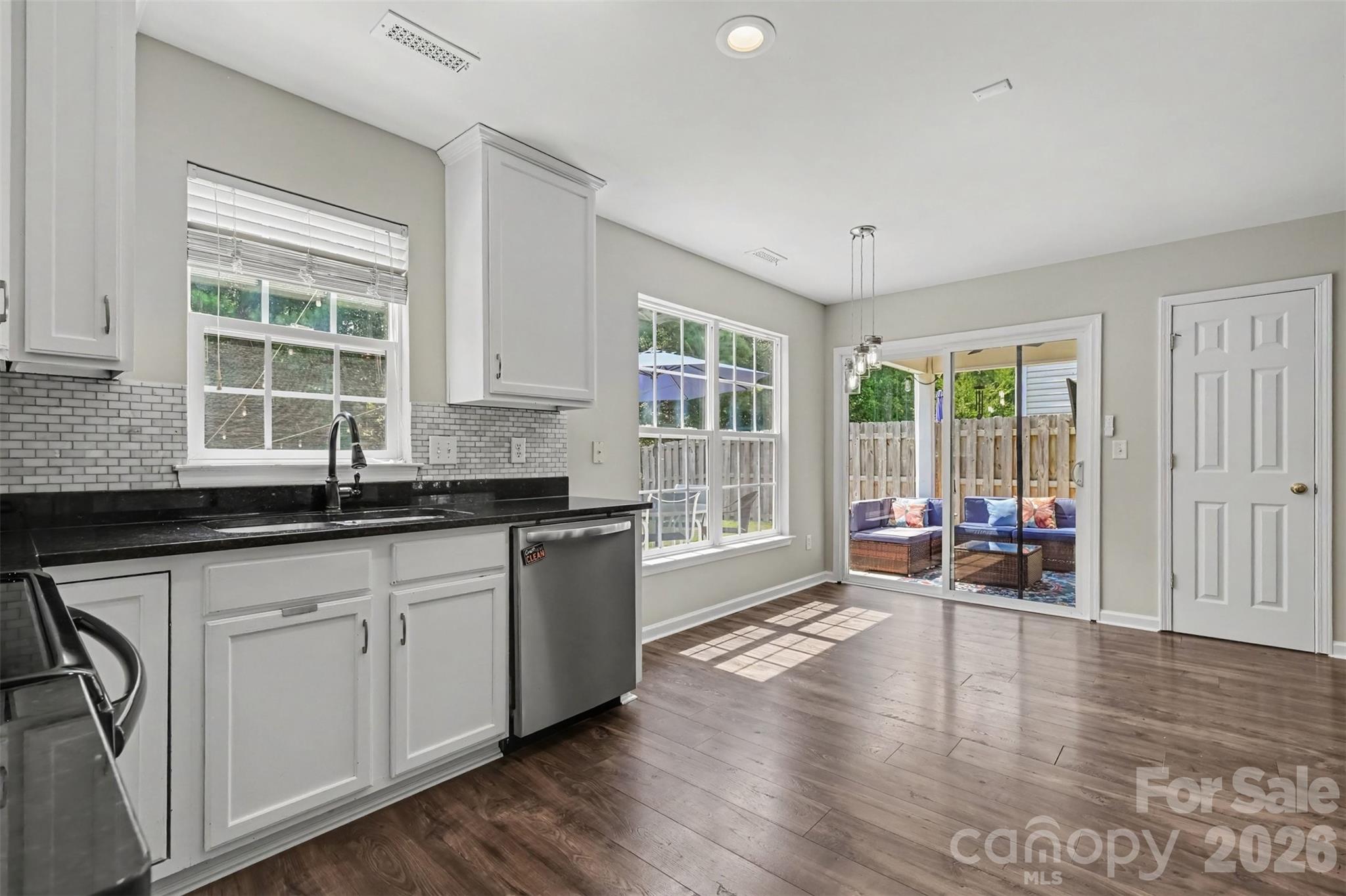 7674 Black Hawk Lane Property Photo 13