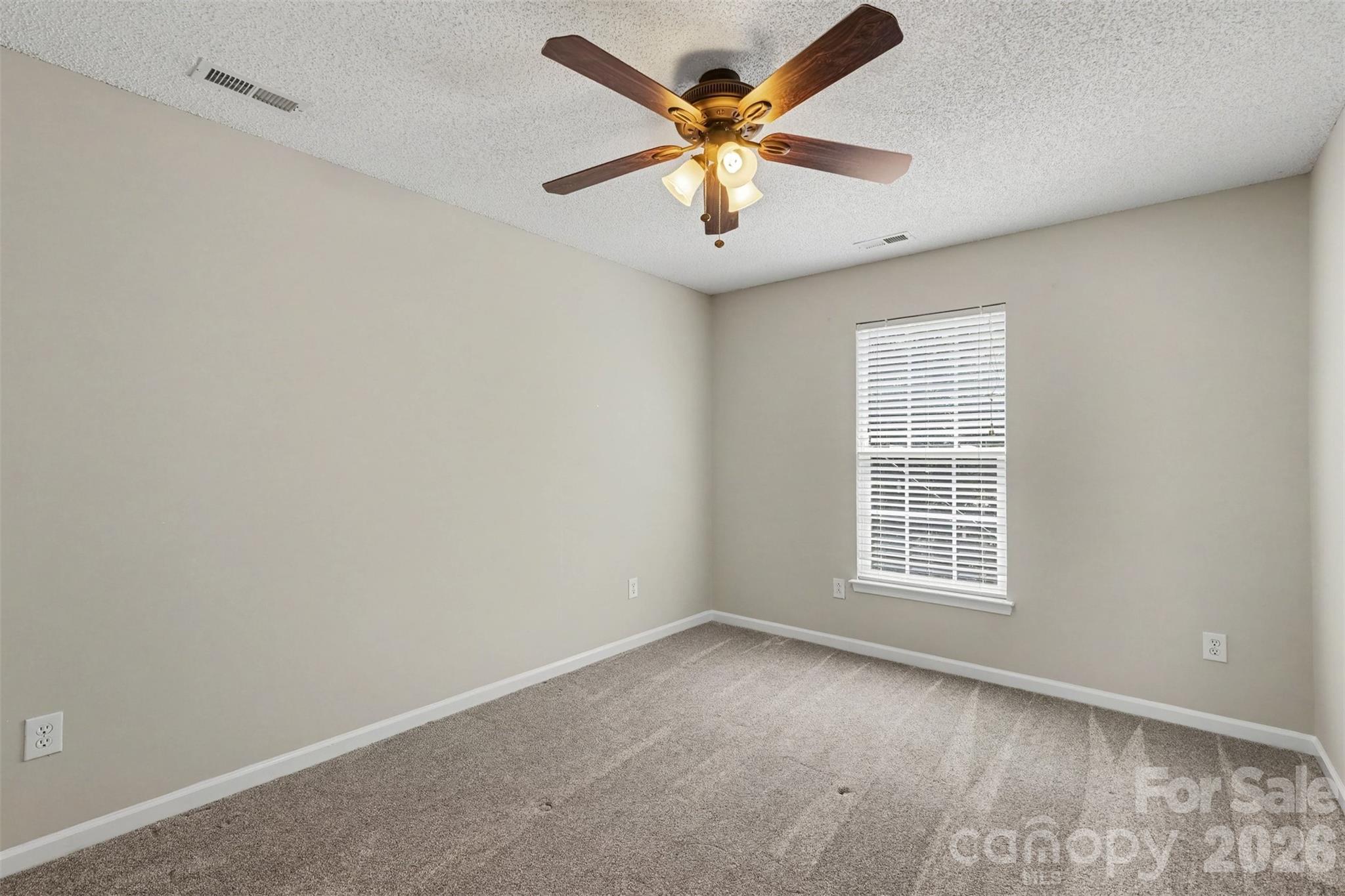7674 Black Hawk Lane Property Photo 24