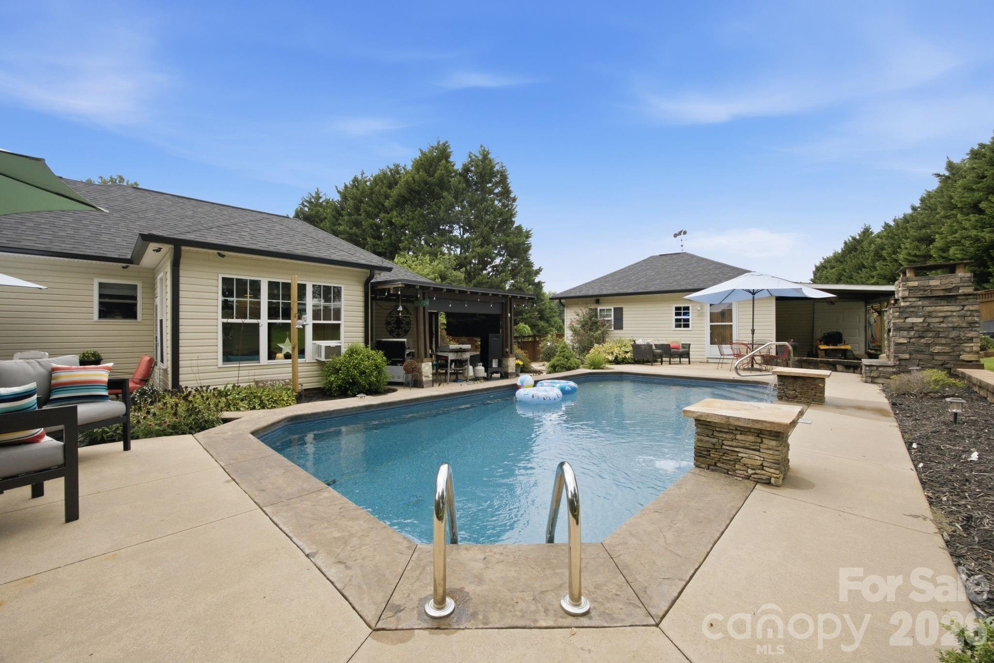 359 Huffstetler Lake Road Property Photo 34