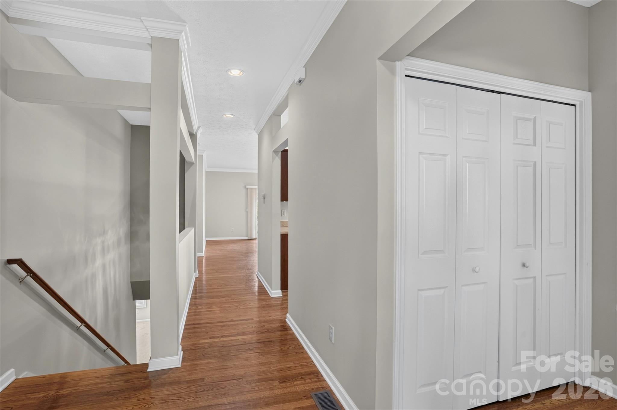 25 Old Pasture Way Property Photo 6