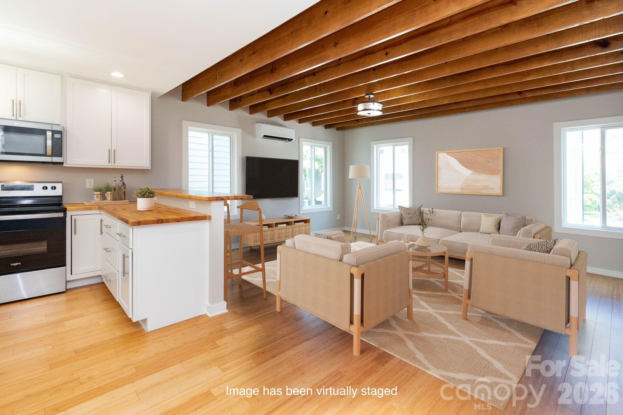 56 W Cascade Street Property Photo 3