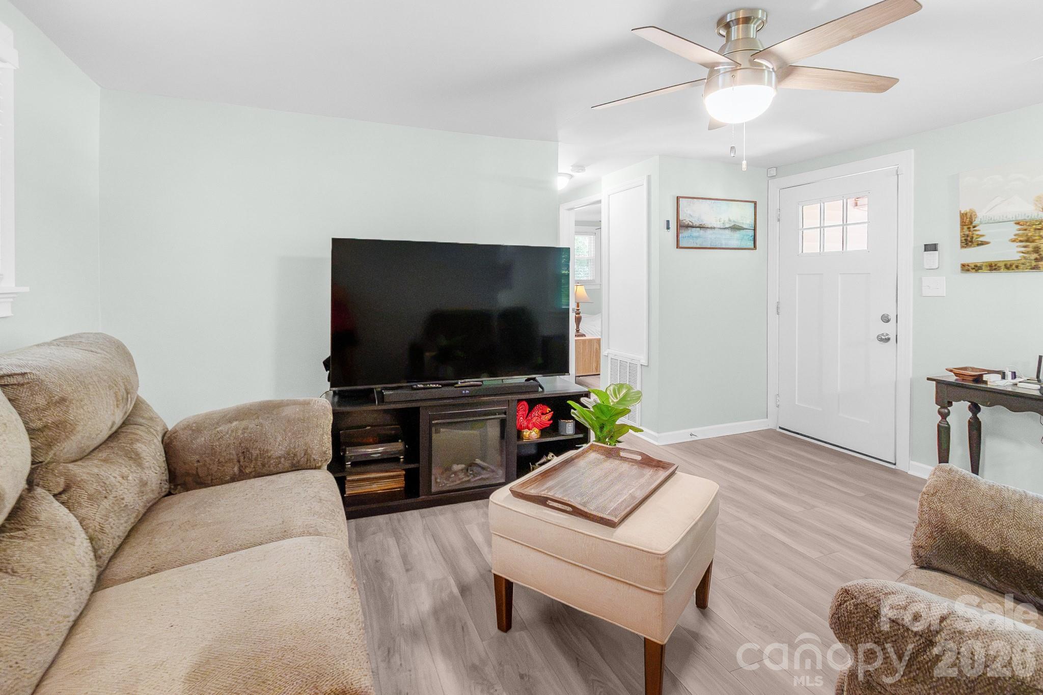 1218 Hammond Carnes Road Property Photo 9