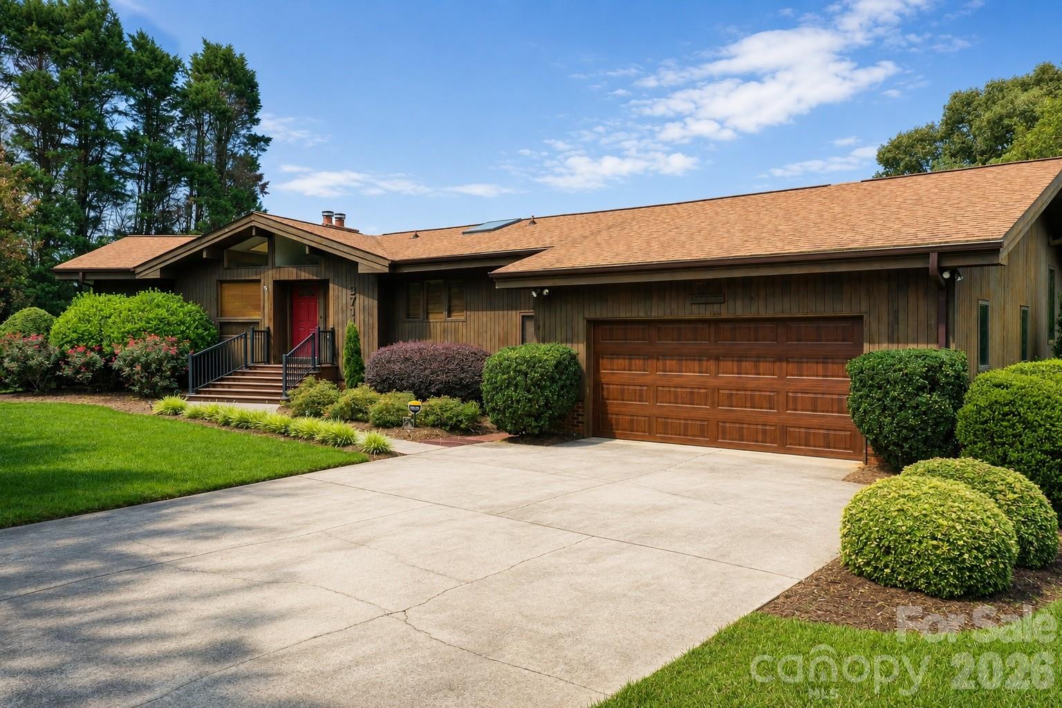 3711 Blendwood Lane Property Photo 1