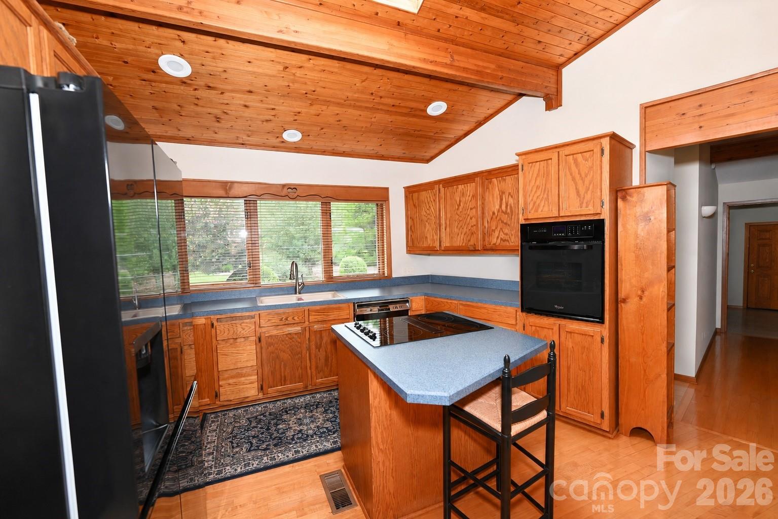 3711 Blendwood Lane Property Photo 10