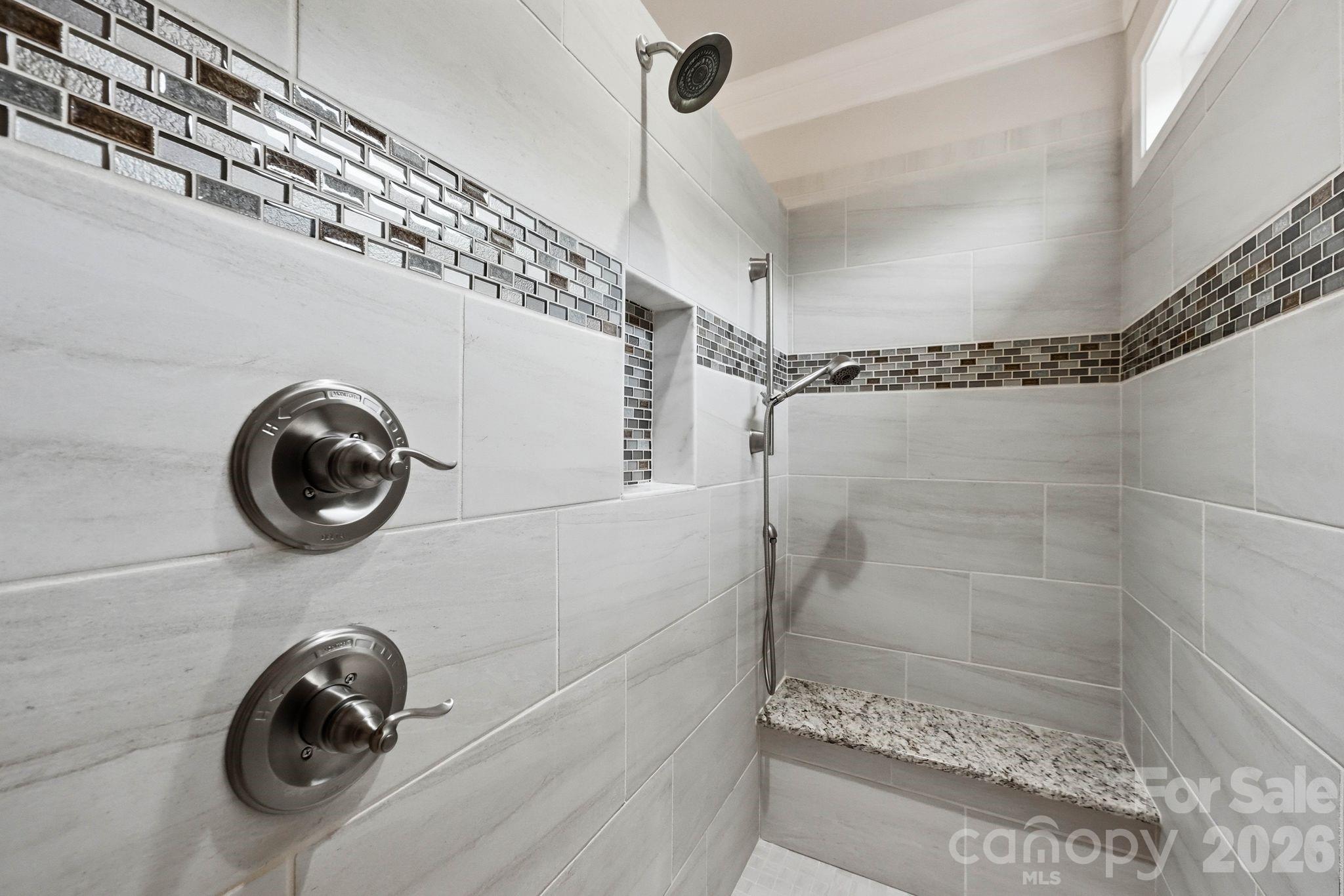 6103 Gold Springs Way Property Photo 16