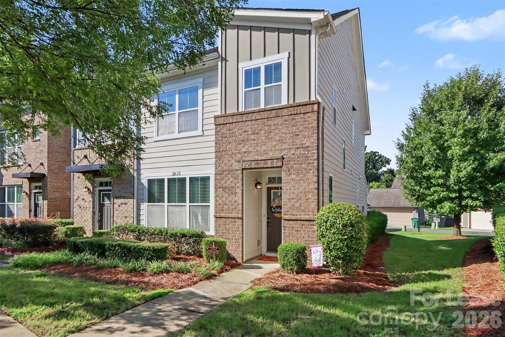 3835 Willow Green Place Property Photo 1