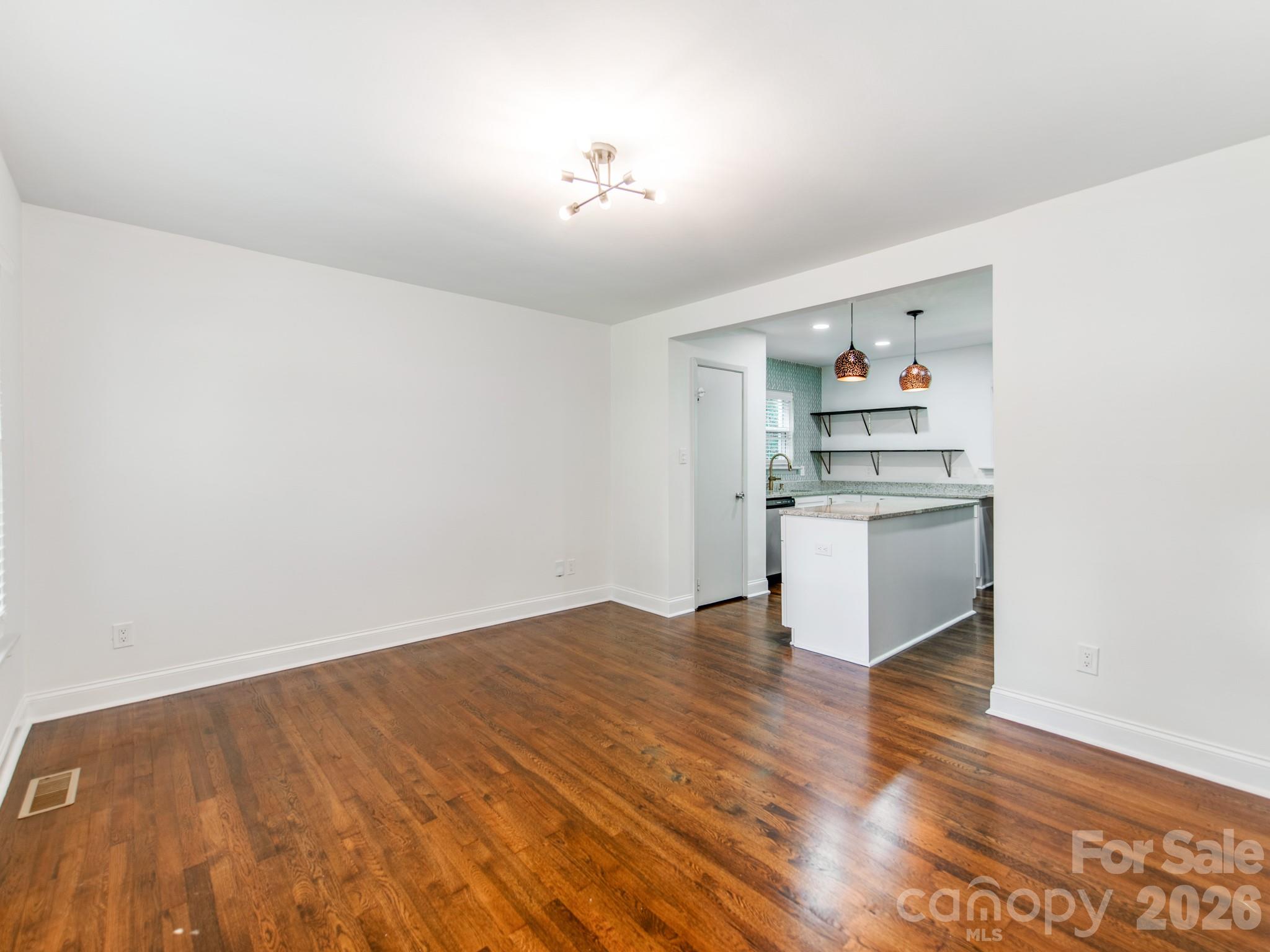 3032 Edsel Place Property Photo 6