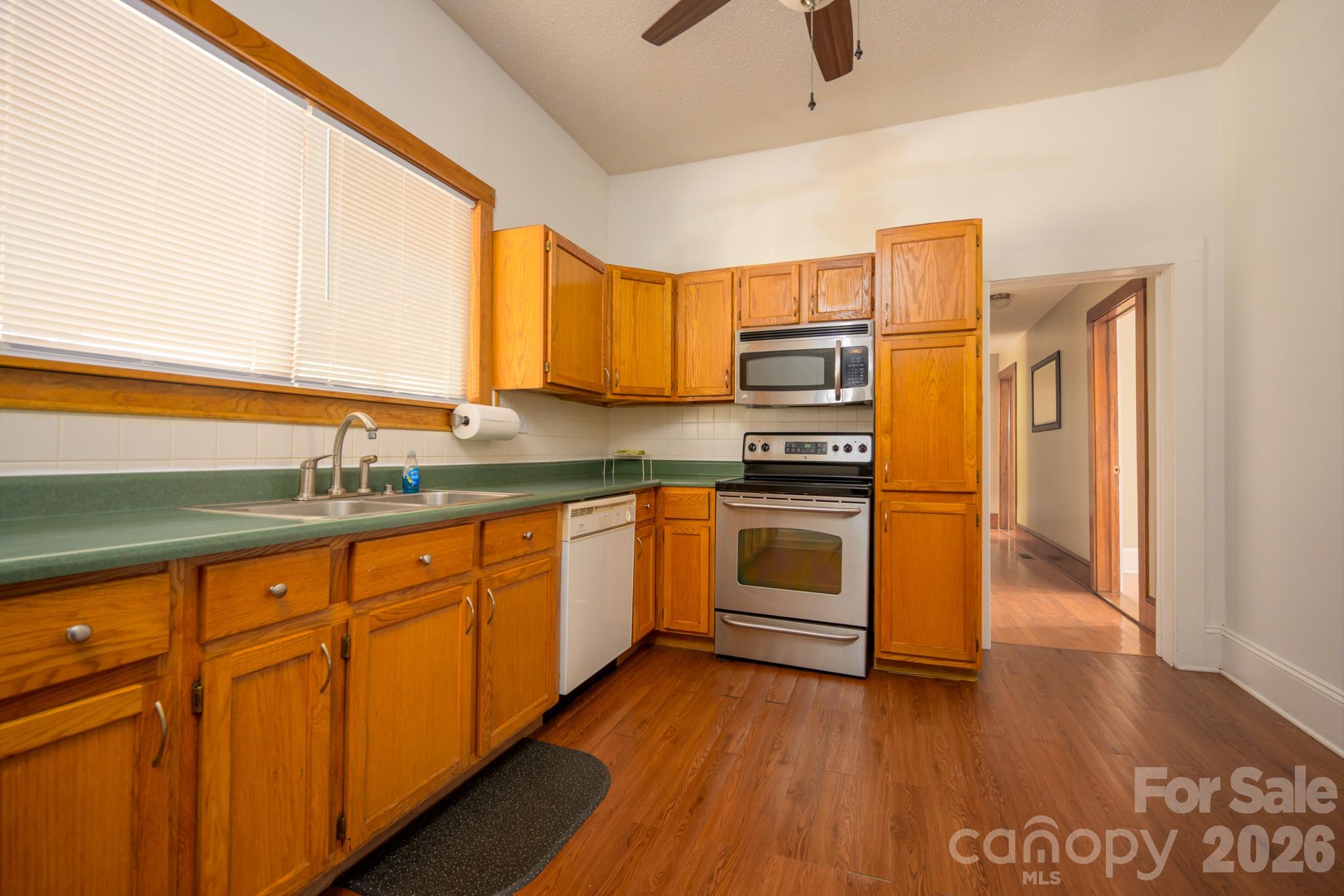 580 Baldwin Avenue Property Photo 5