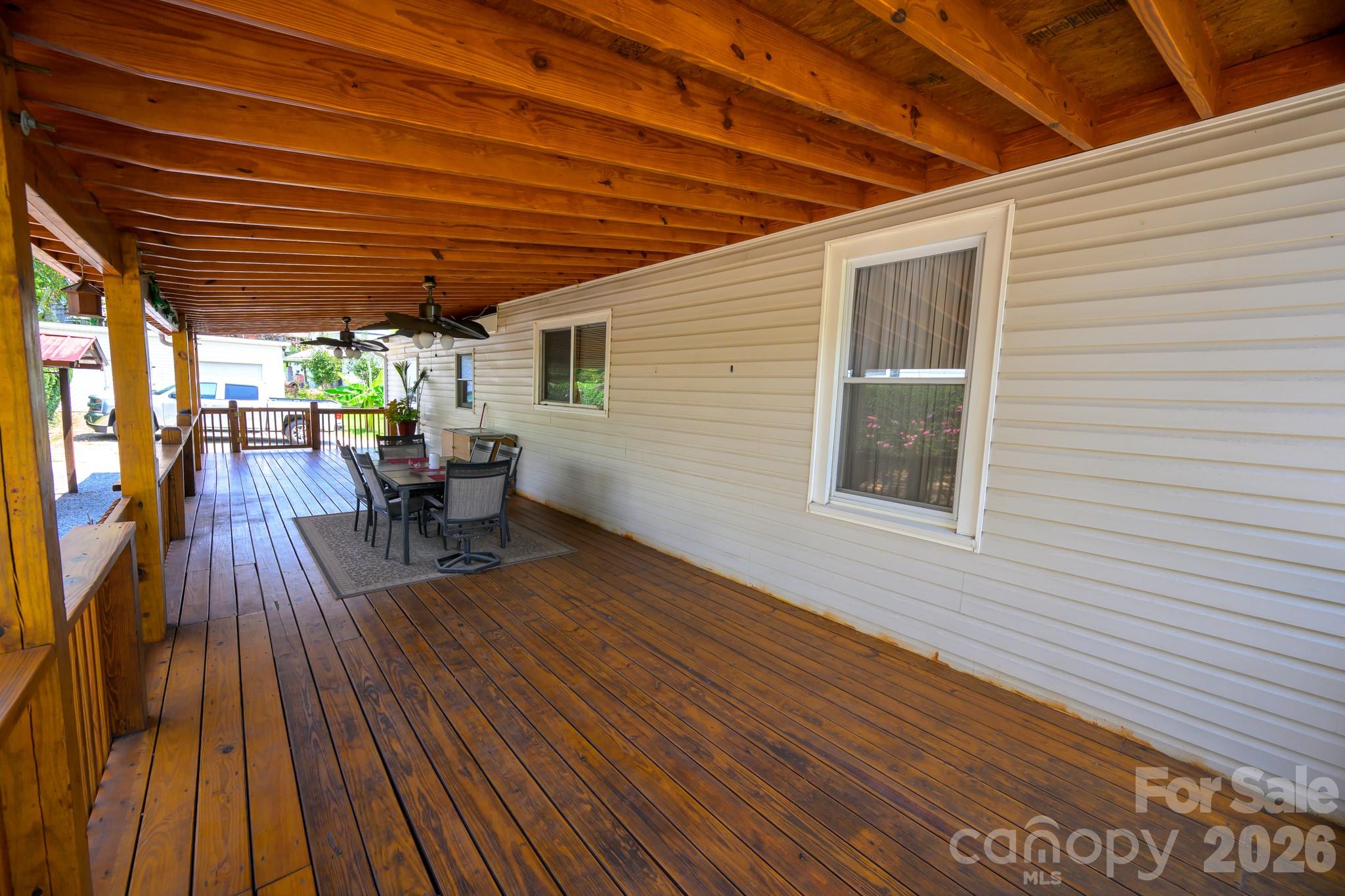 580 Baldwin Avenue Property Photo 9