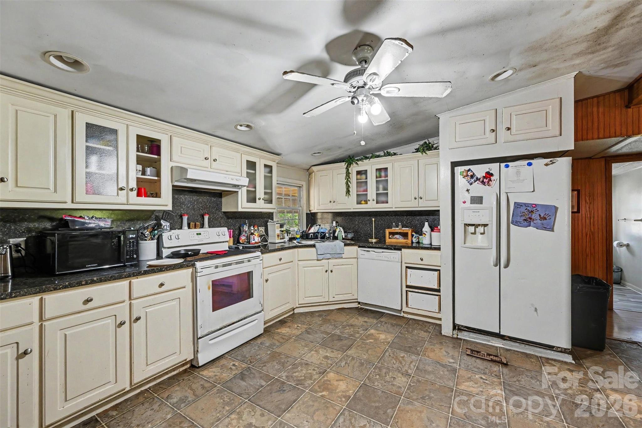2223 Camp Creek Road Property Photo 9