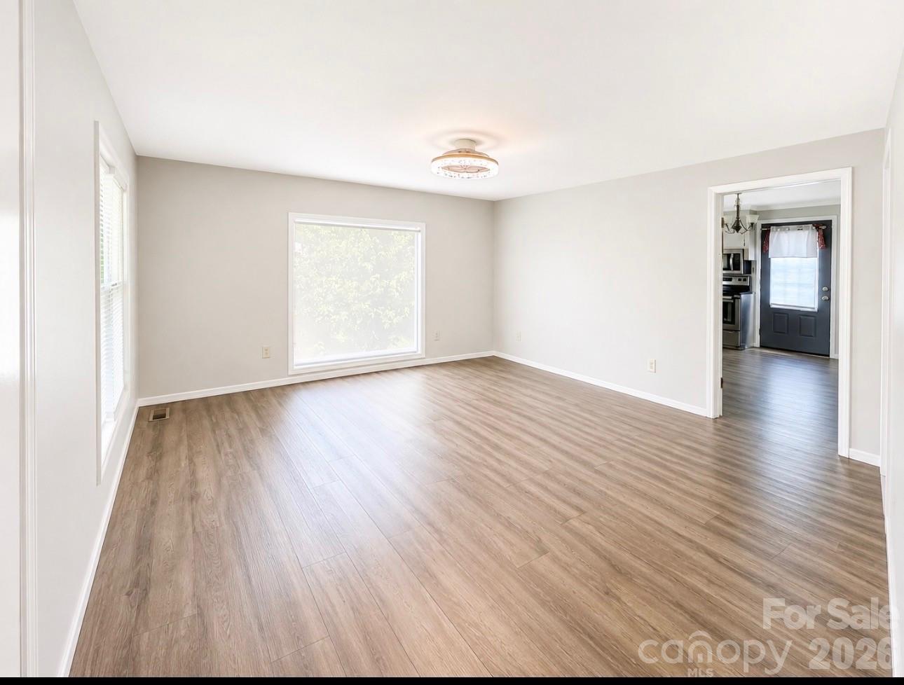 6955 Sandhill Road Property Photo 4
