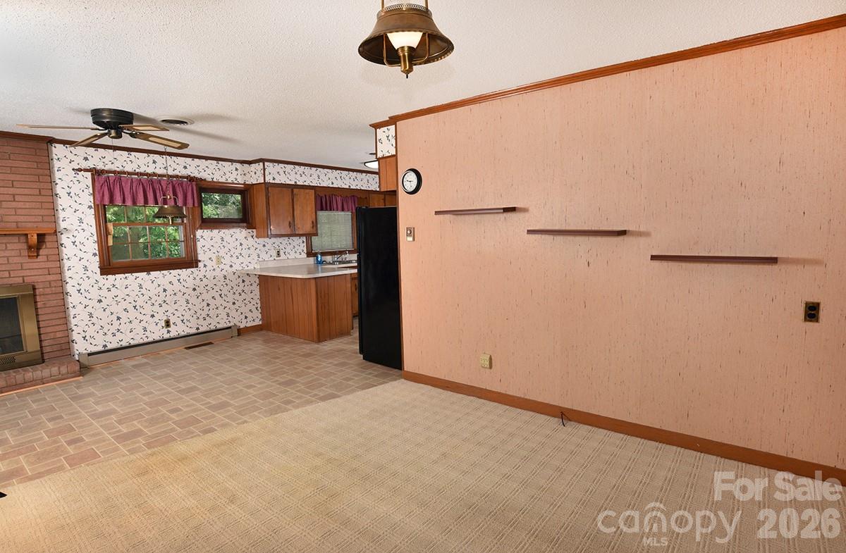 1036 S Rowan Circle Property Photo 9