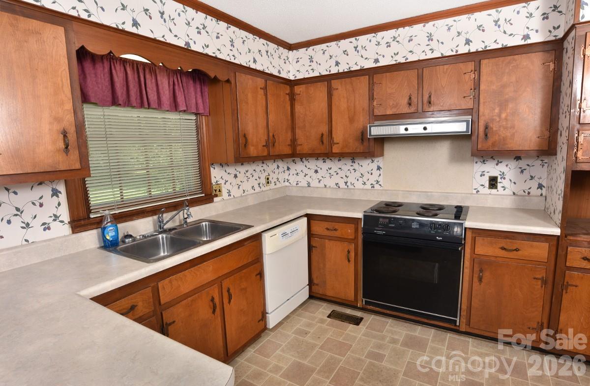 1036 S Rowan Circle Property Photo 13