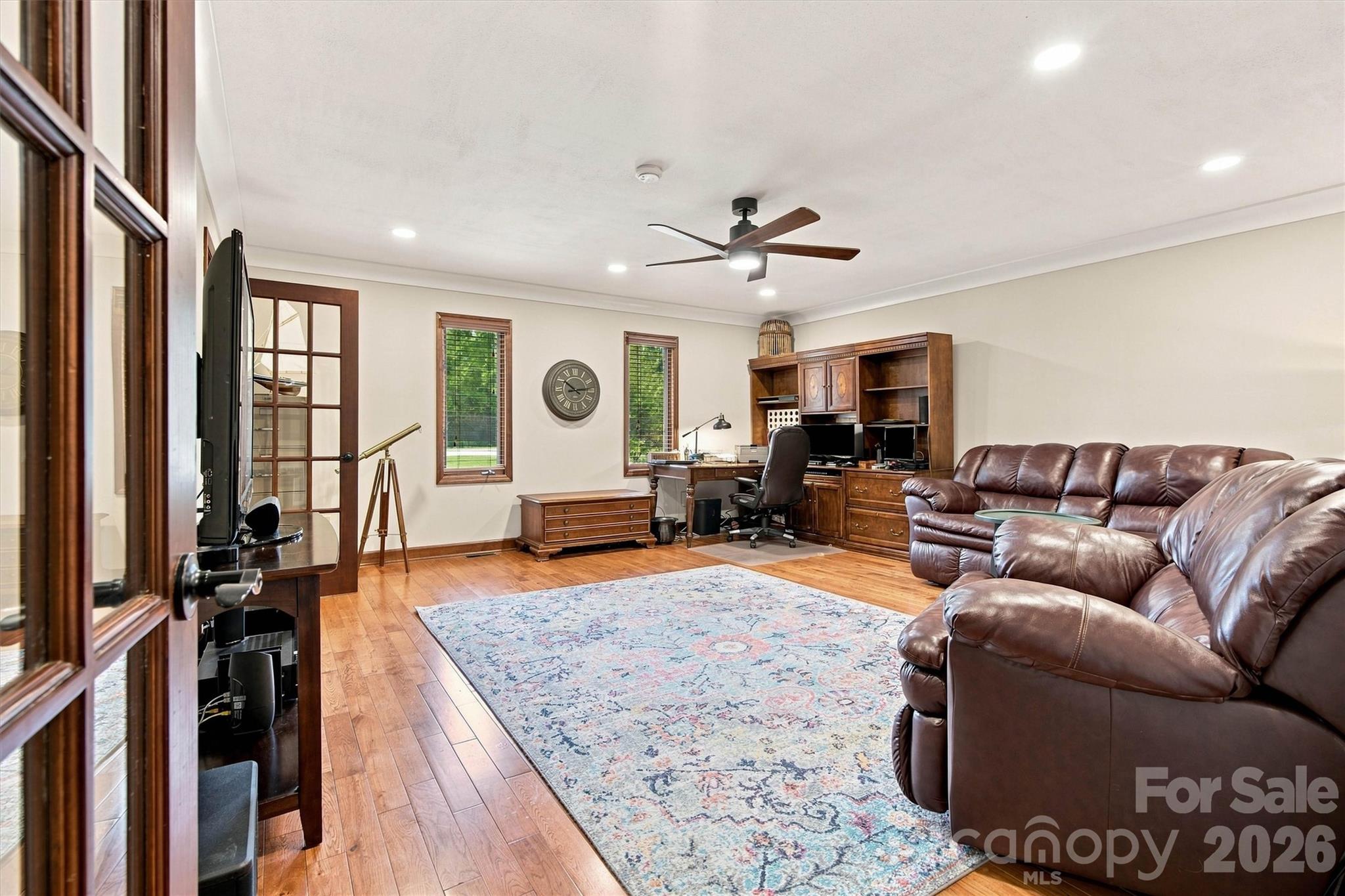3867 Angie Drive Property Photo 16