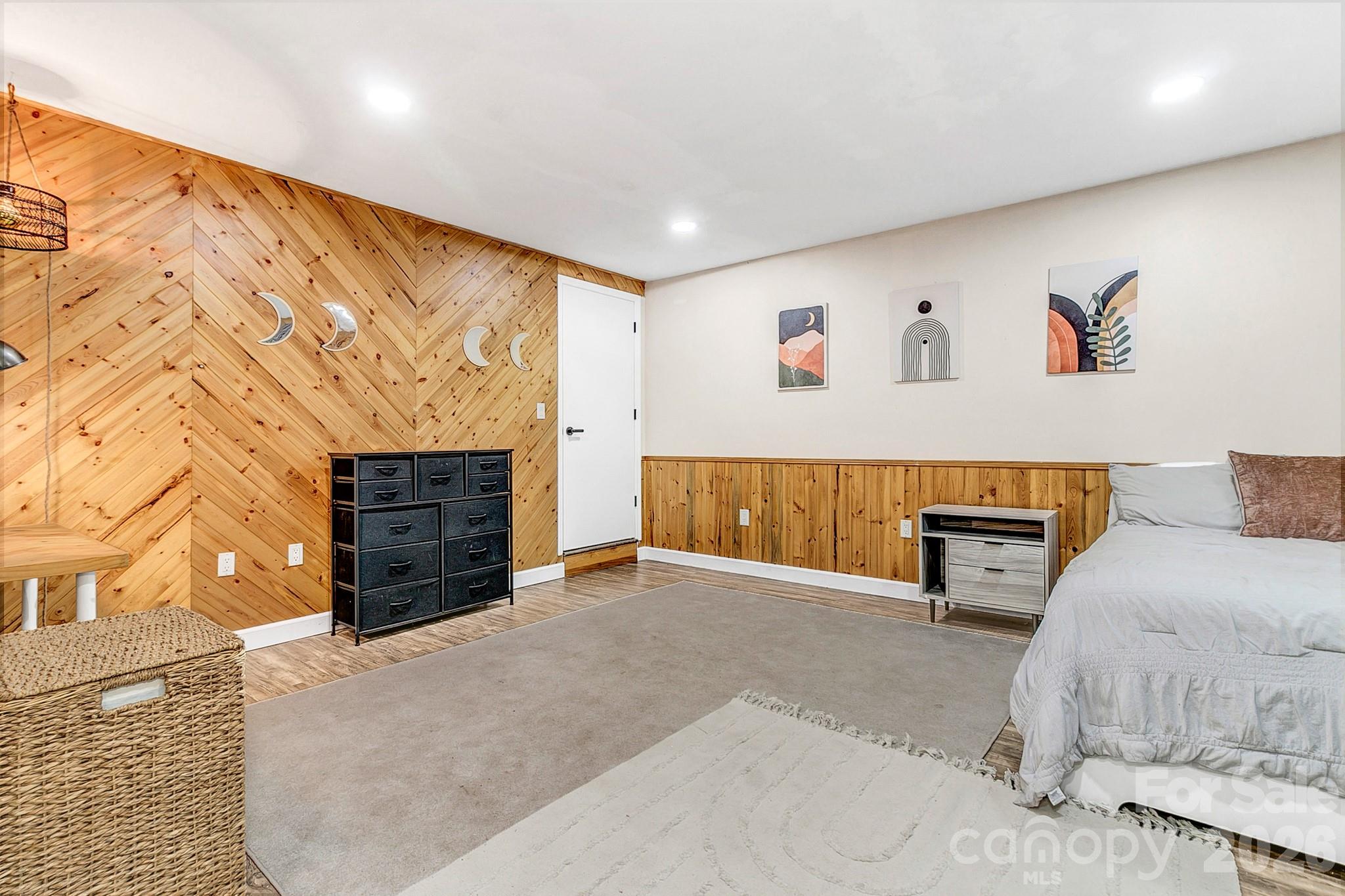 129 Melrose Court Property Photo 33