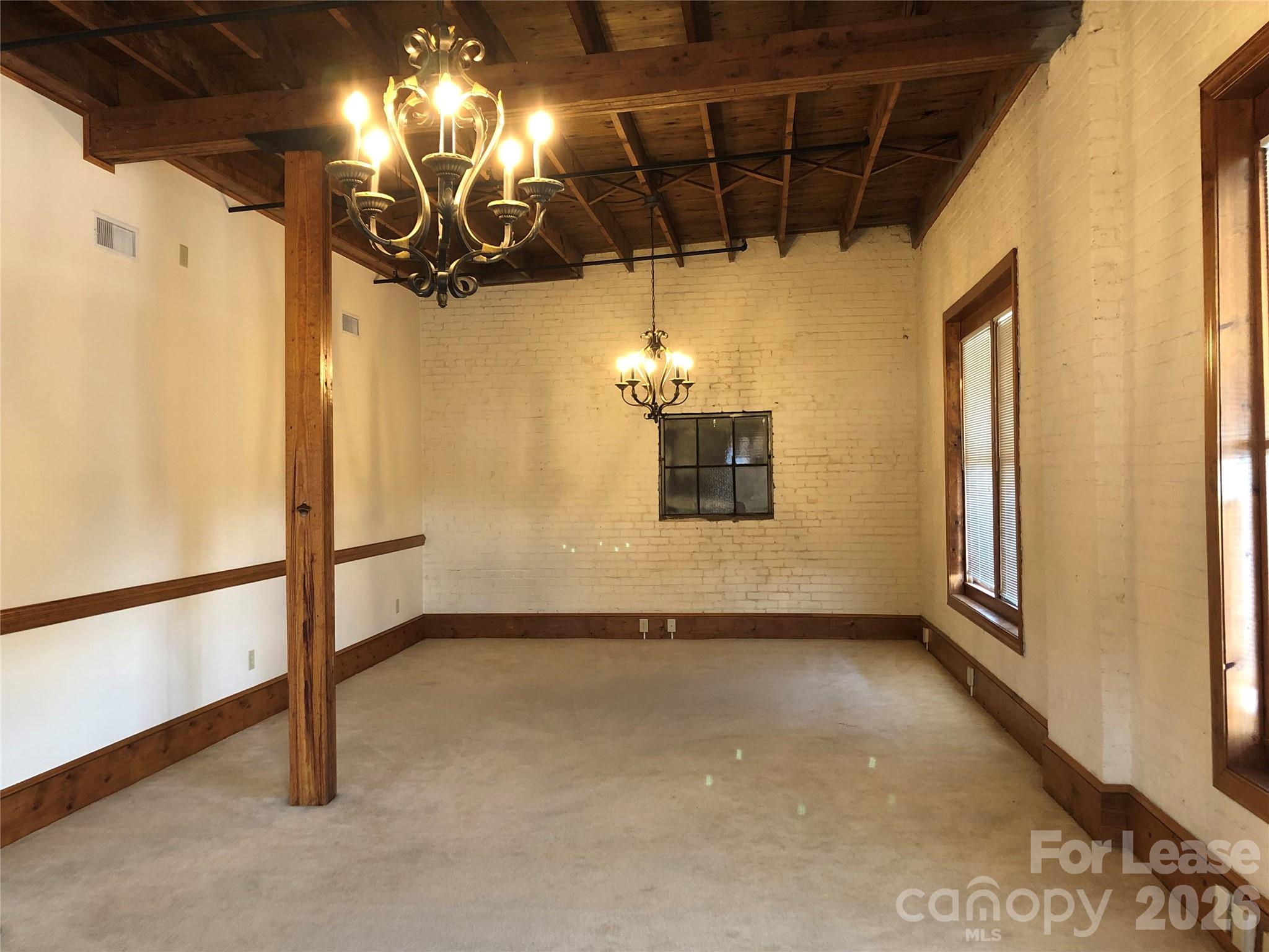 235 E Main Street F Property Photo 5