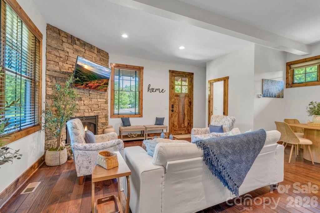 52 Eagle Cottage Lane 8 Property Photo 4