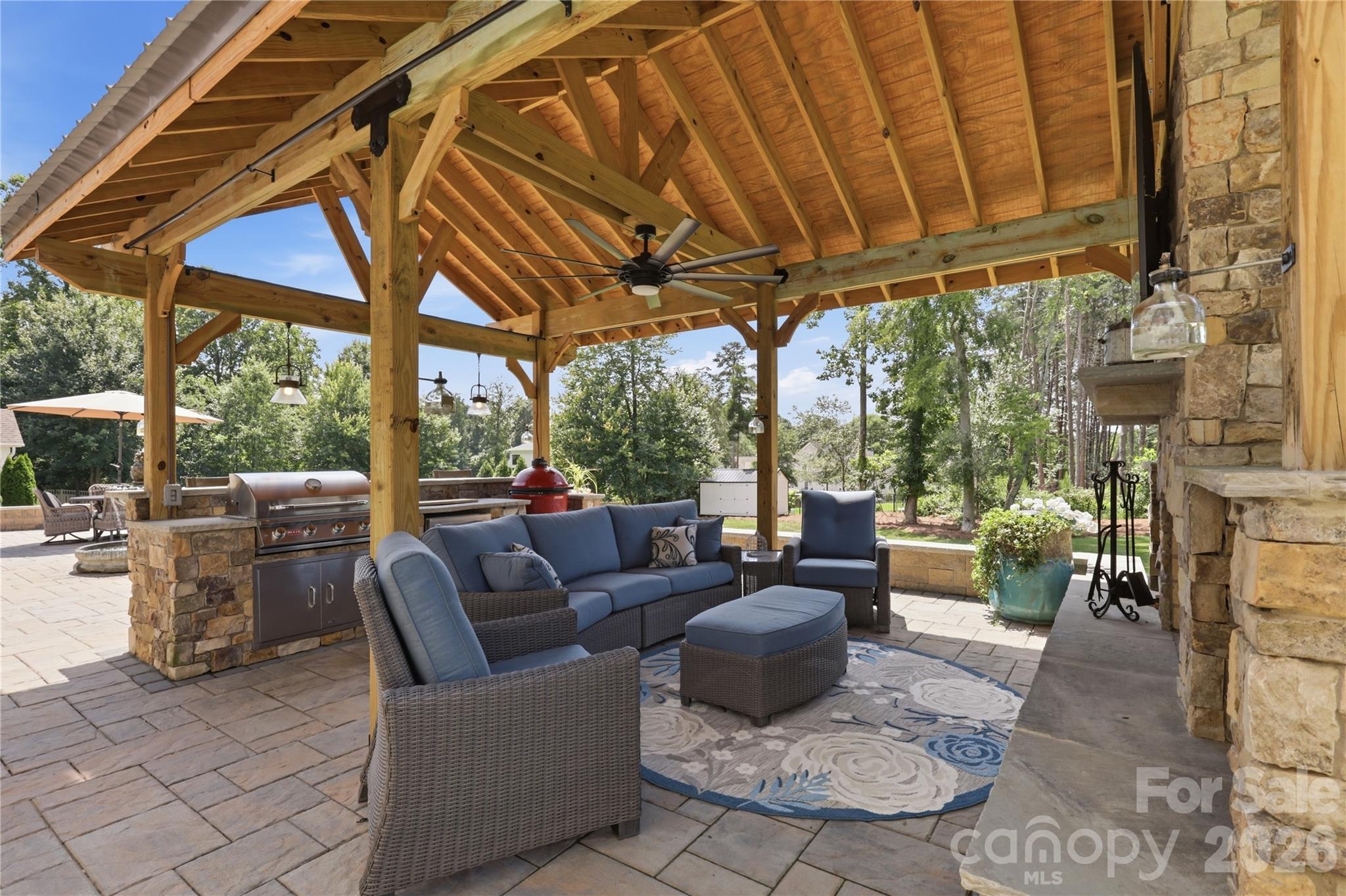 304 Stutts Road 451 Property Photo 11