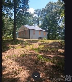 660 Colston Street Property Photo 5