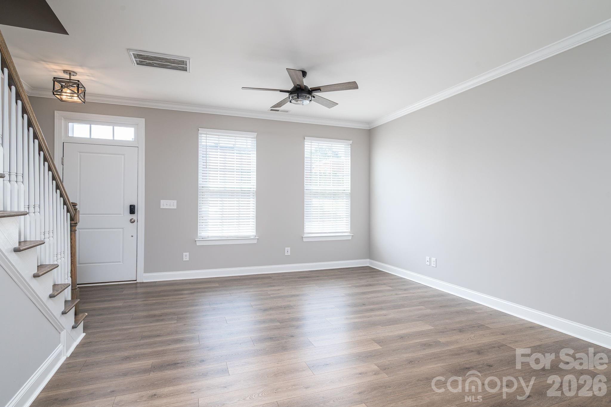 104 W Pine Street Property Photo 11