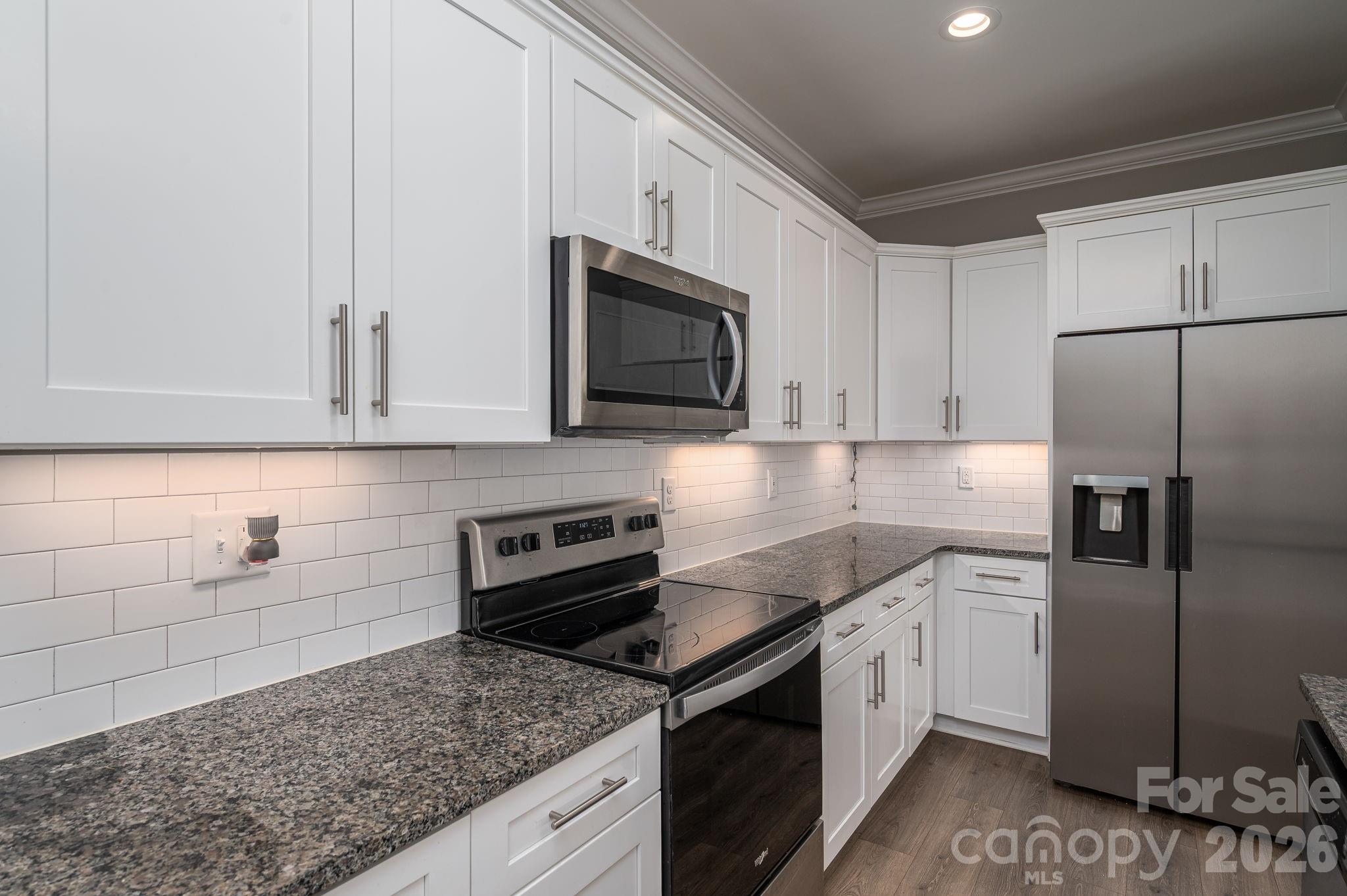 104 W Pine Street Property Photo 14