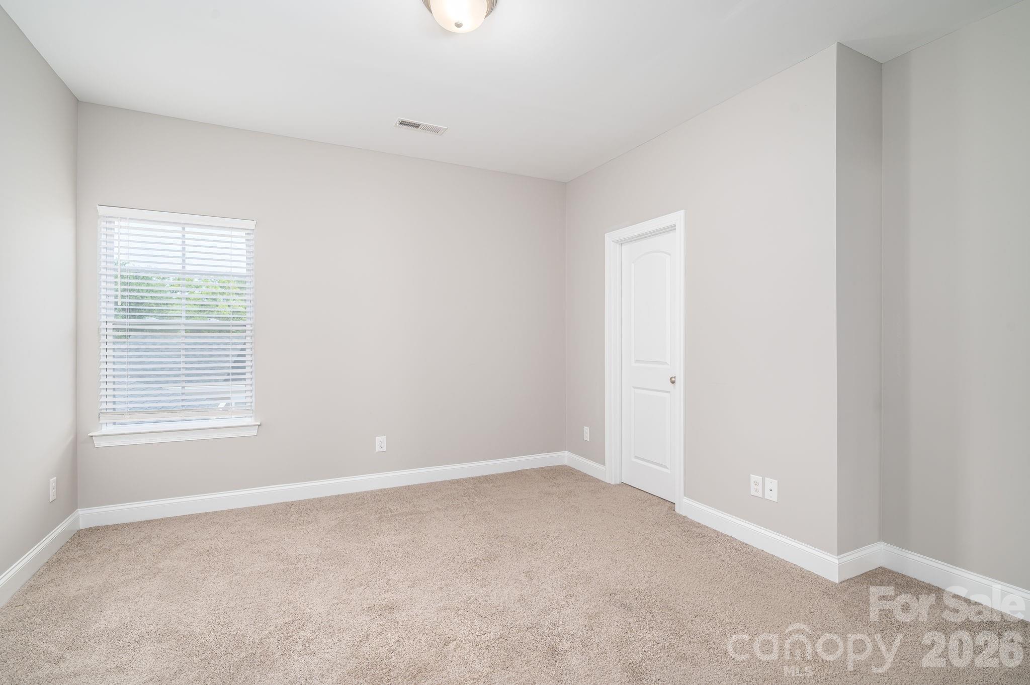 104 W Pine Street Property Photo 25