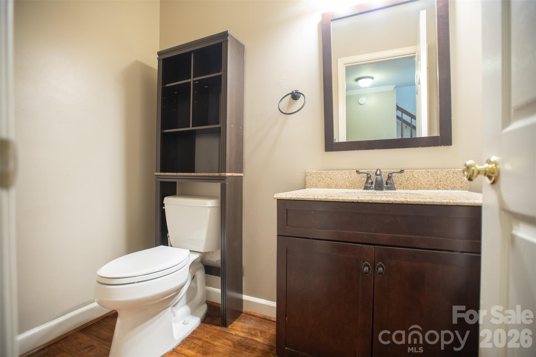 1002 Windsor Drive Property Photo 15
