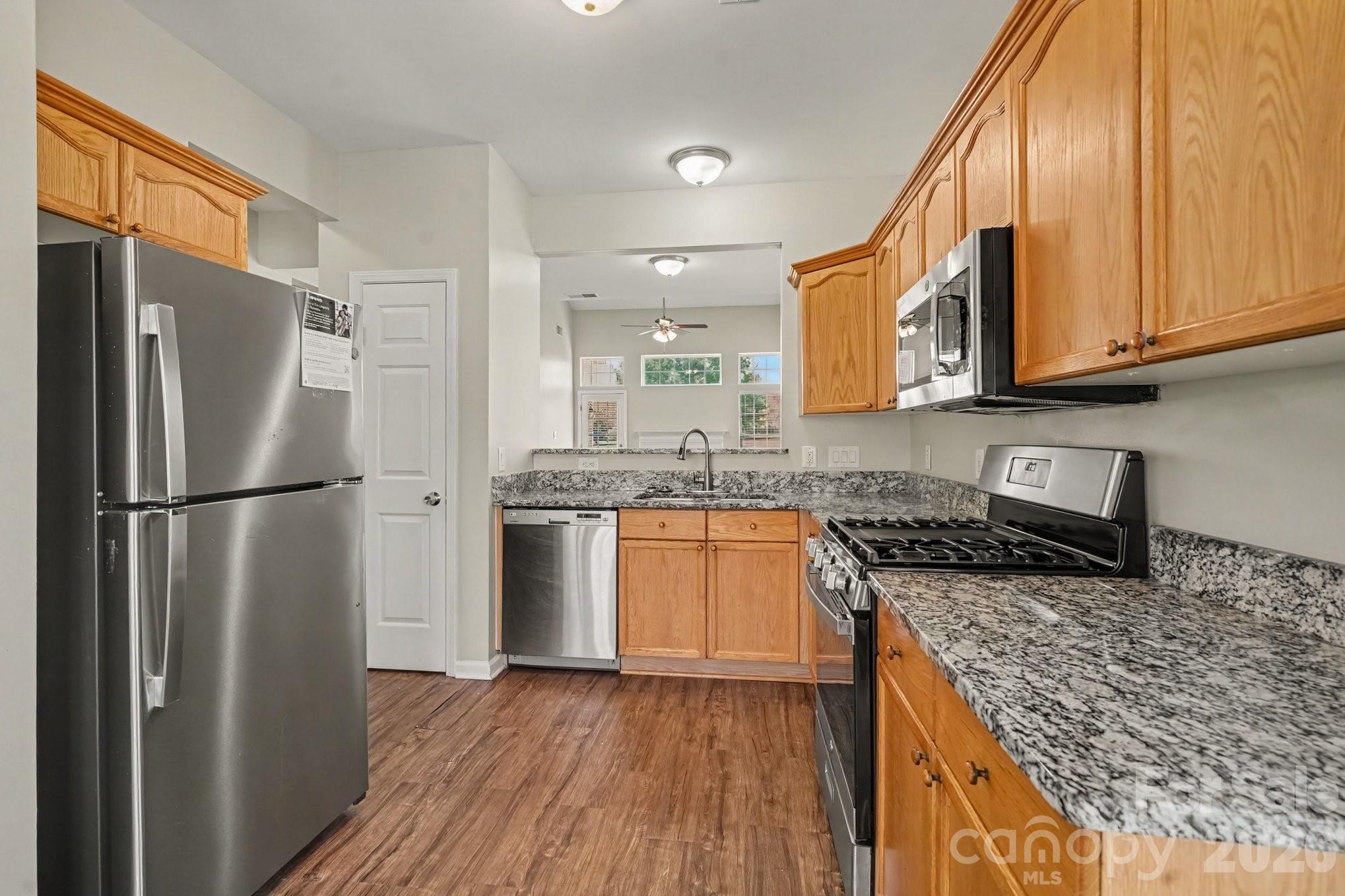 2114 Mondo Lane Property Photo 4