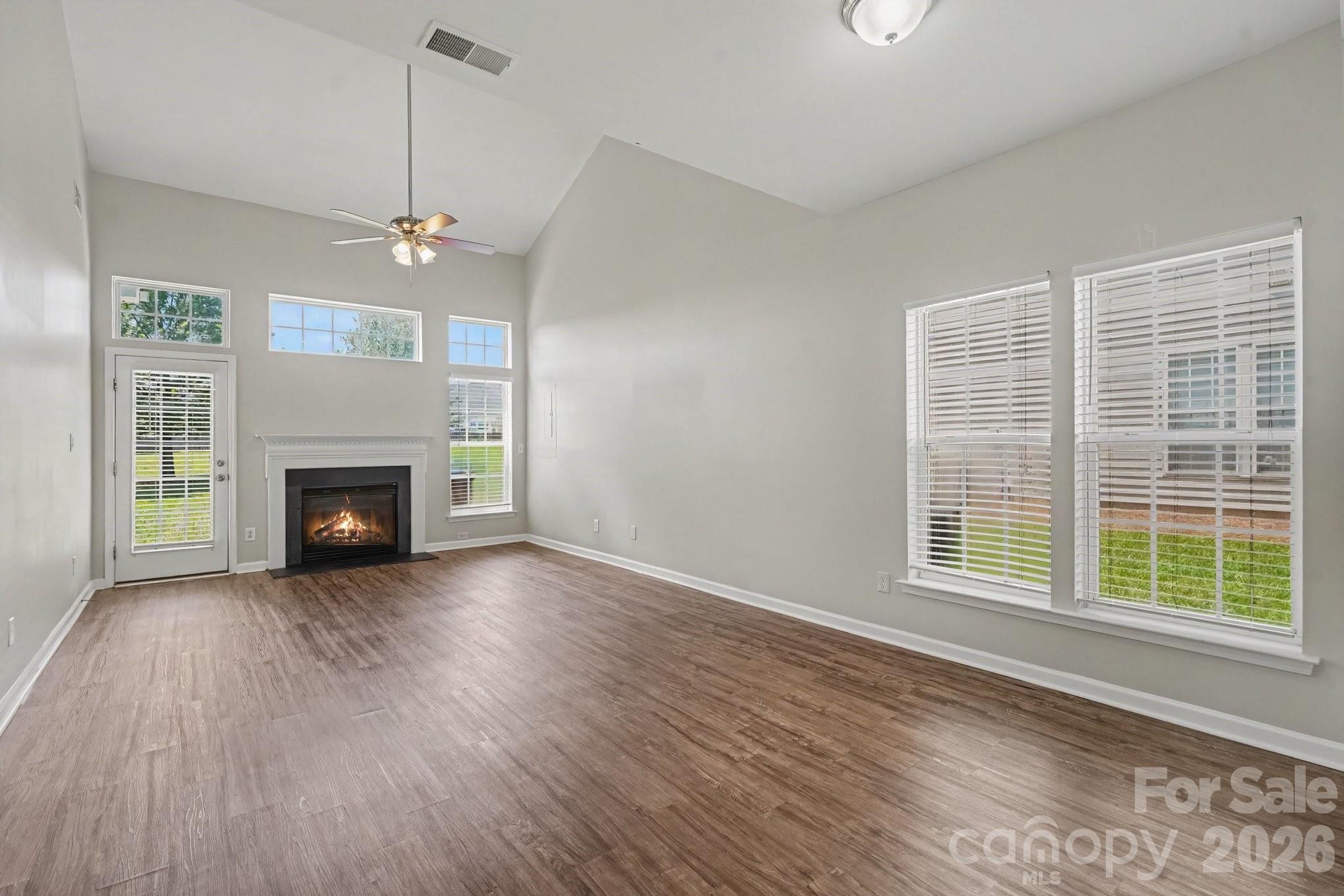 2114 Mondo Lane Property Photo 5
