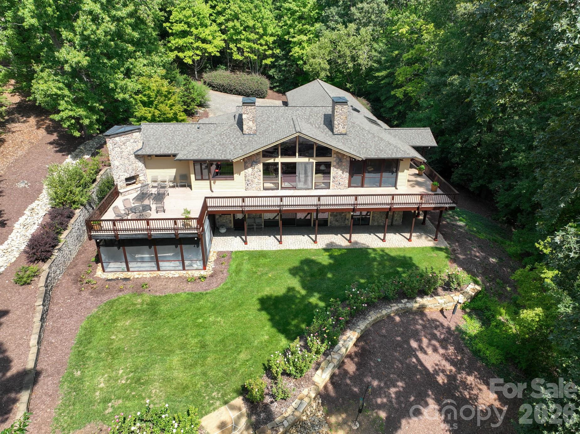 137 Windy Hill Cove Property Photo 2