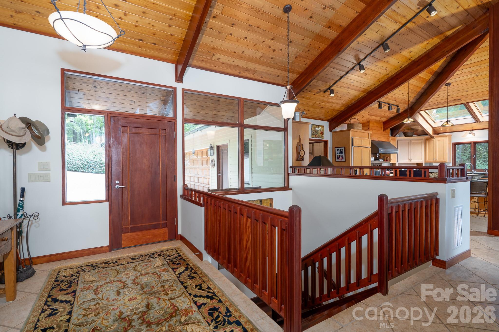 137 Windy Hill Cove Property Photo 8