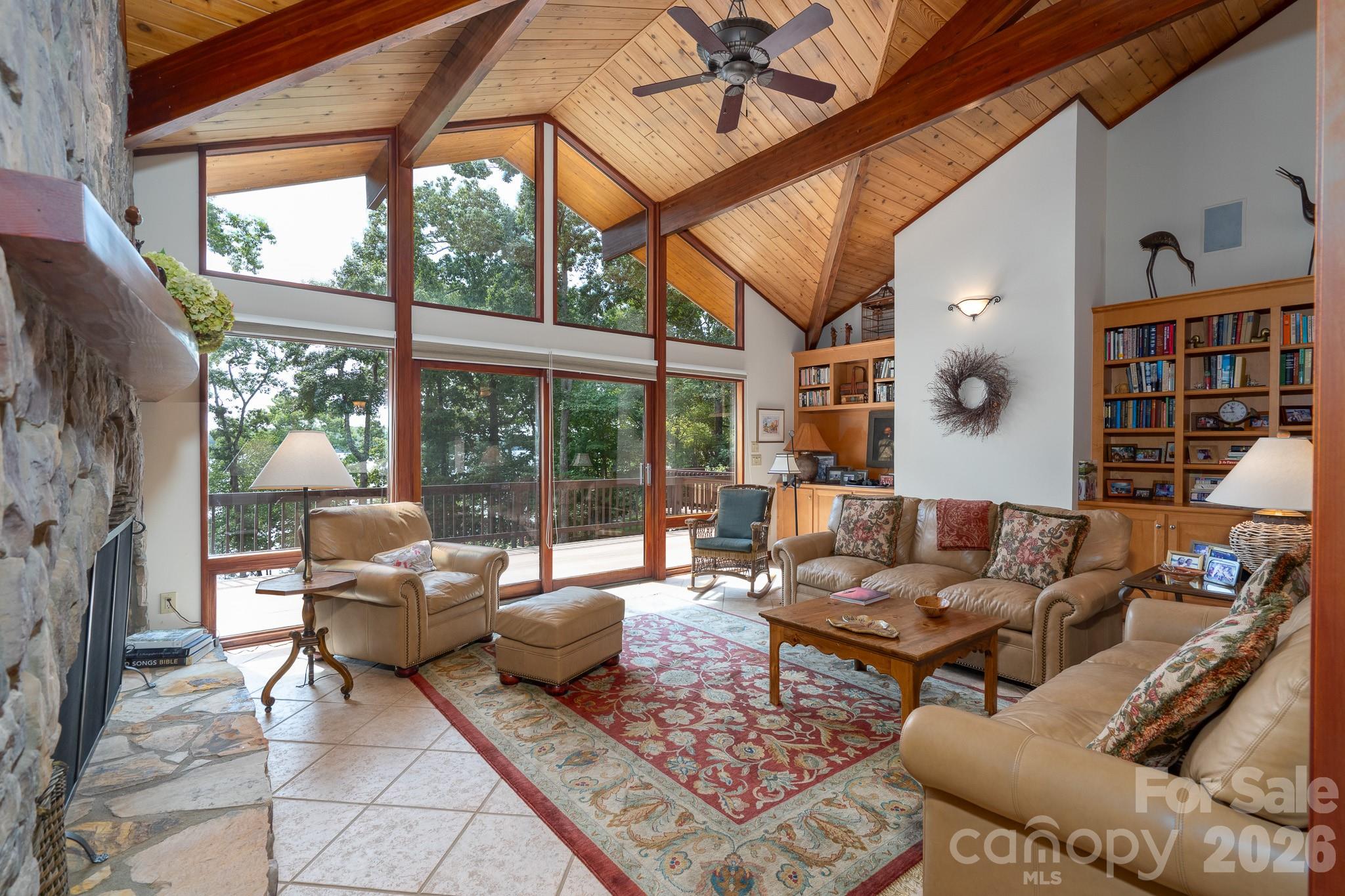 137 Windy Hill Cove Property Photo 10